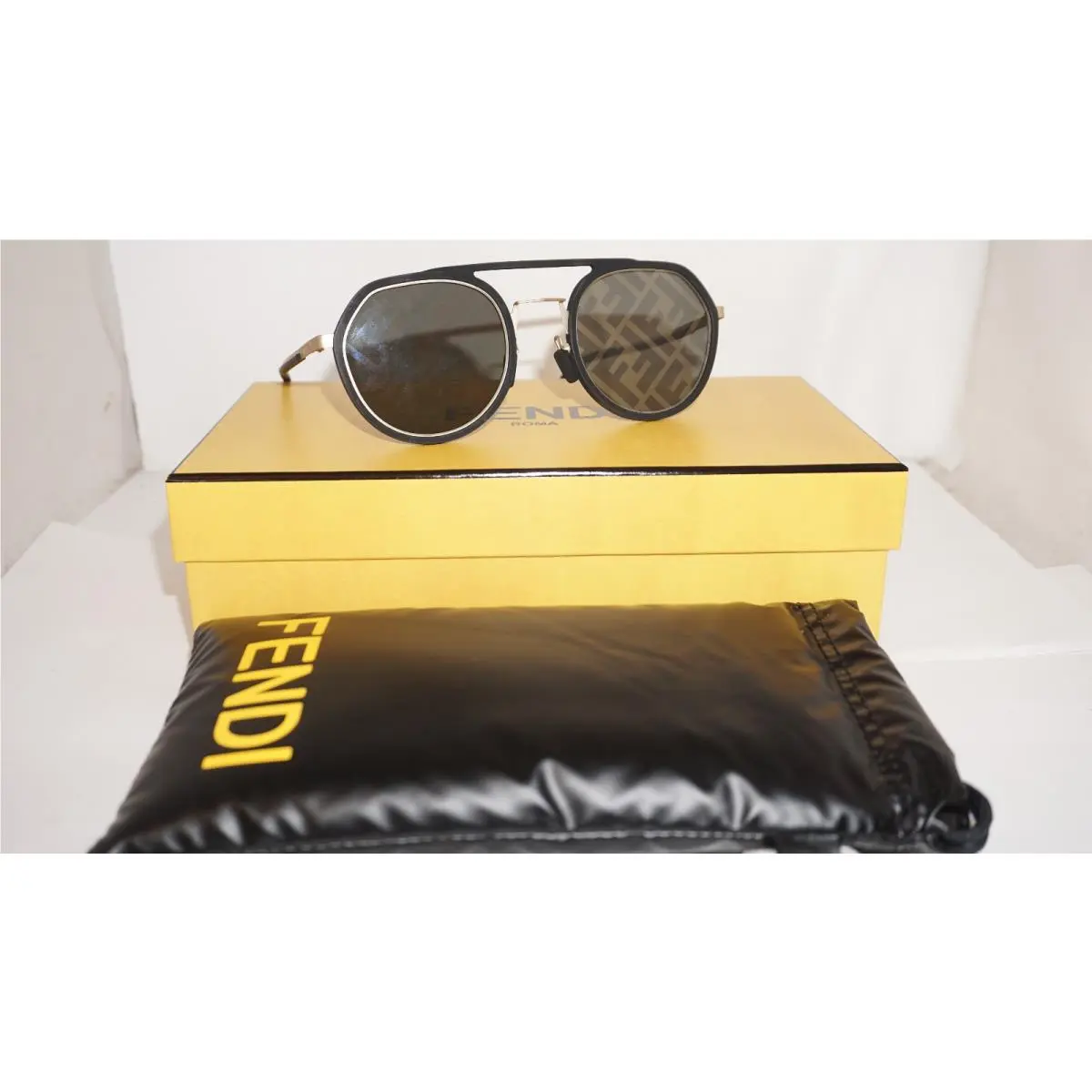 Fendi Sunglasses FE40040U 02C Black Gold Round Grey Fendi Imprint 51 24 145