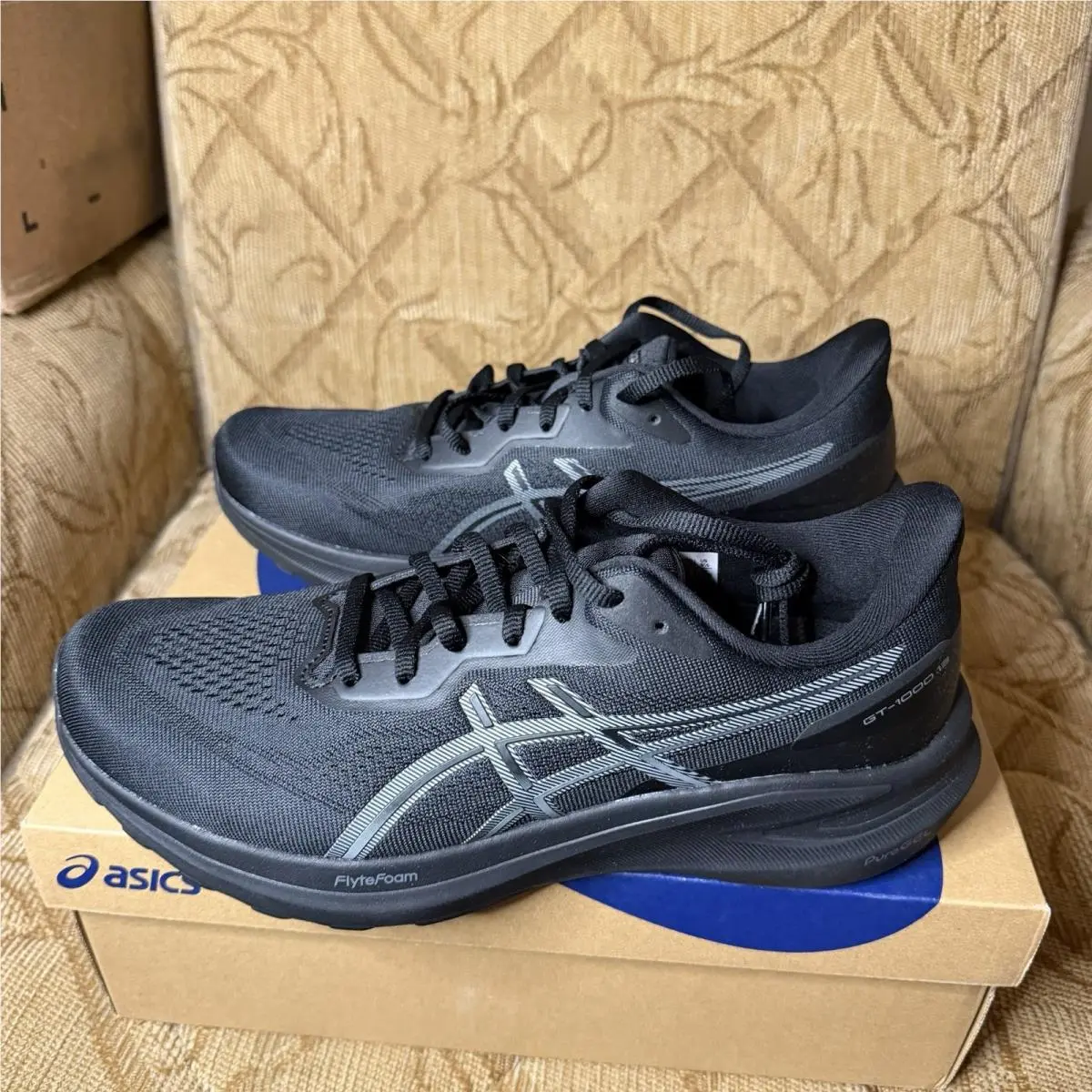 Asics GT-1000 13 1011B858-004 Sneakers Men`s US 9.5 Black Running Shoes