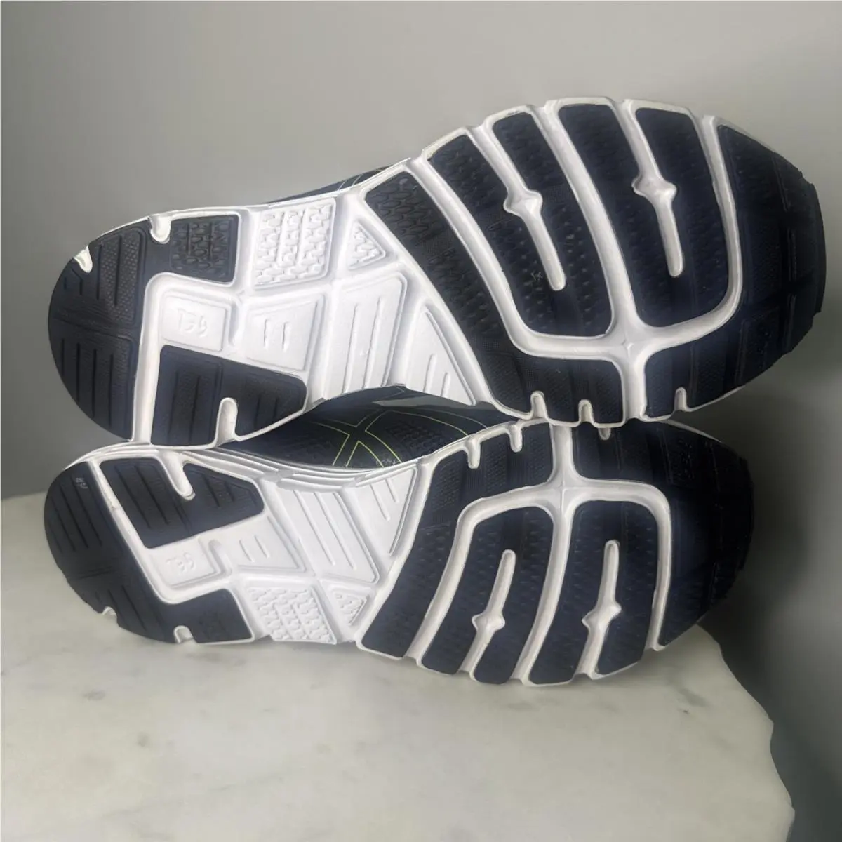 Asics shoes - ASICS Jolt - Jolt - 1011A167-003 - Black 10