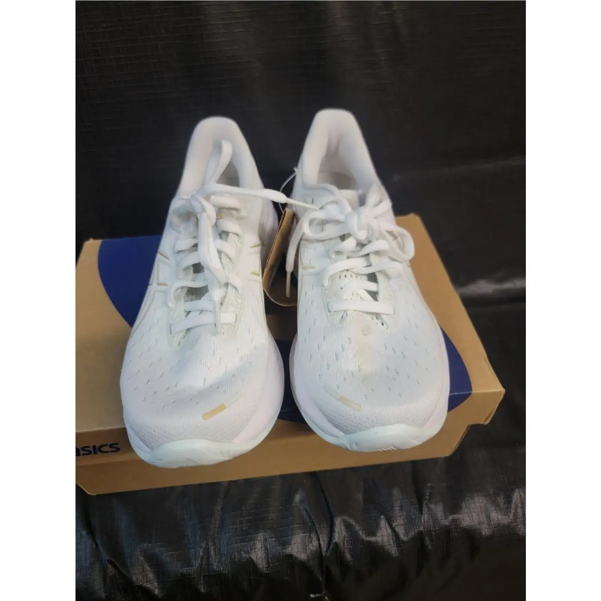 Asics Gel Cumulus Women’s Size 6 White Sneaker Running Trainer