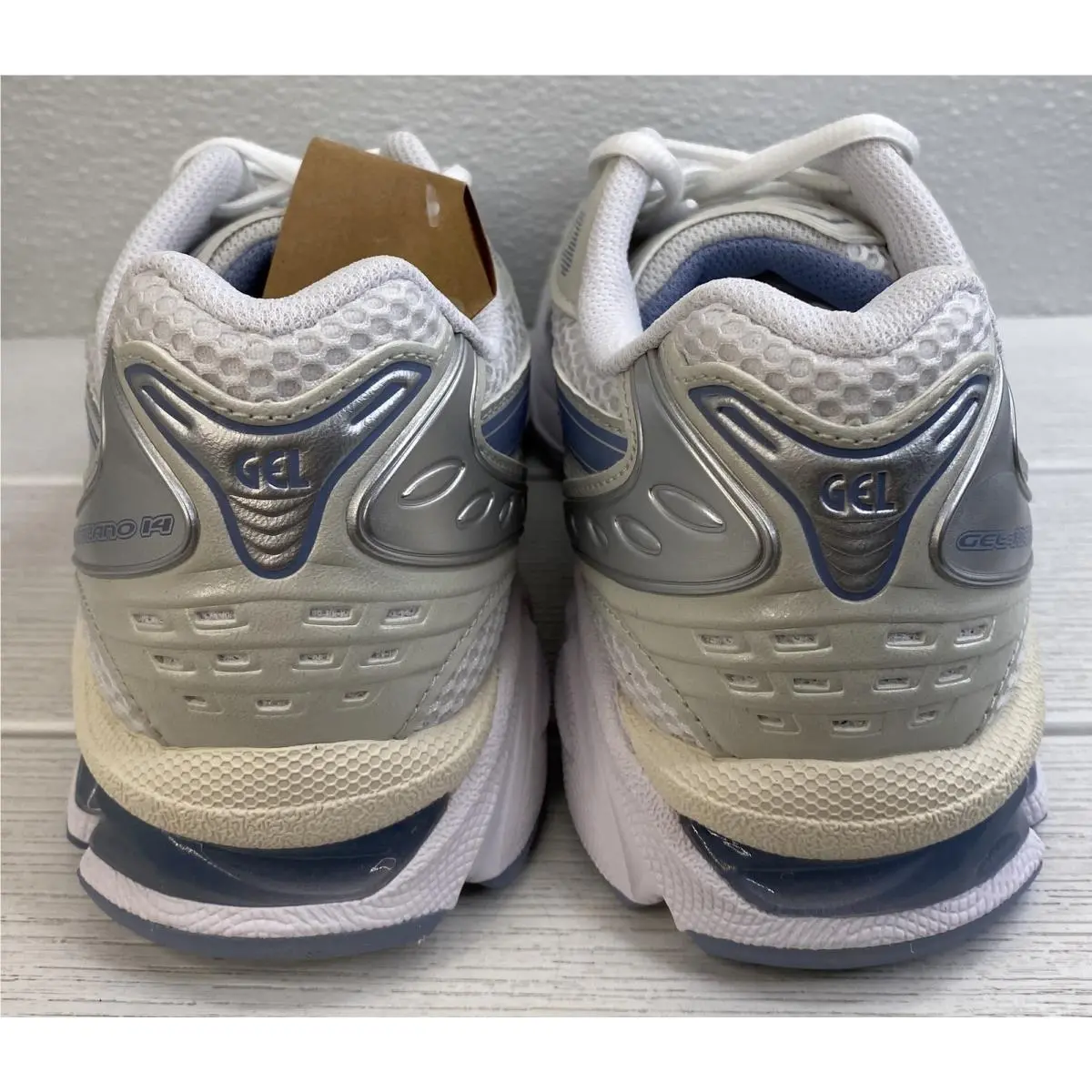 Asics shoes - White (UPC: 199023010247) 0