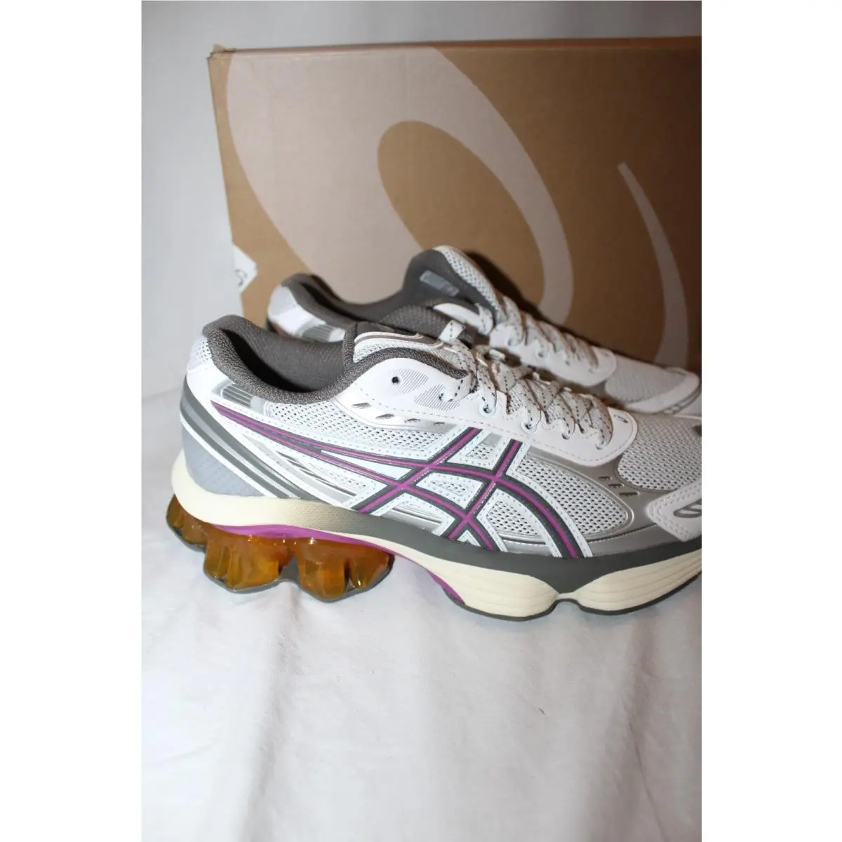 Asics shoes - WHITE PINK 2