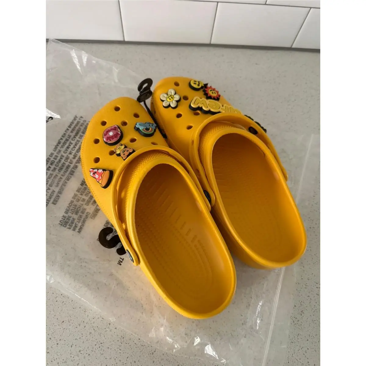 Crocs shoes - Beiber - Beiber - 207267-700 - Yellow (UPC: 191448787612) 1