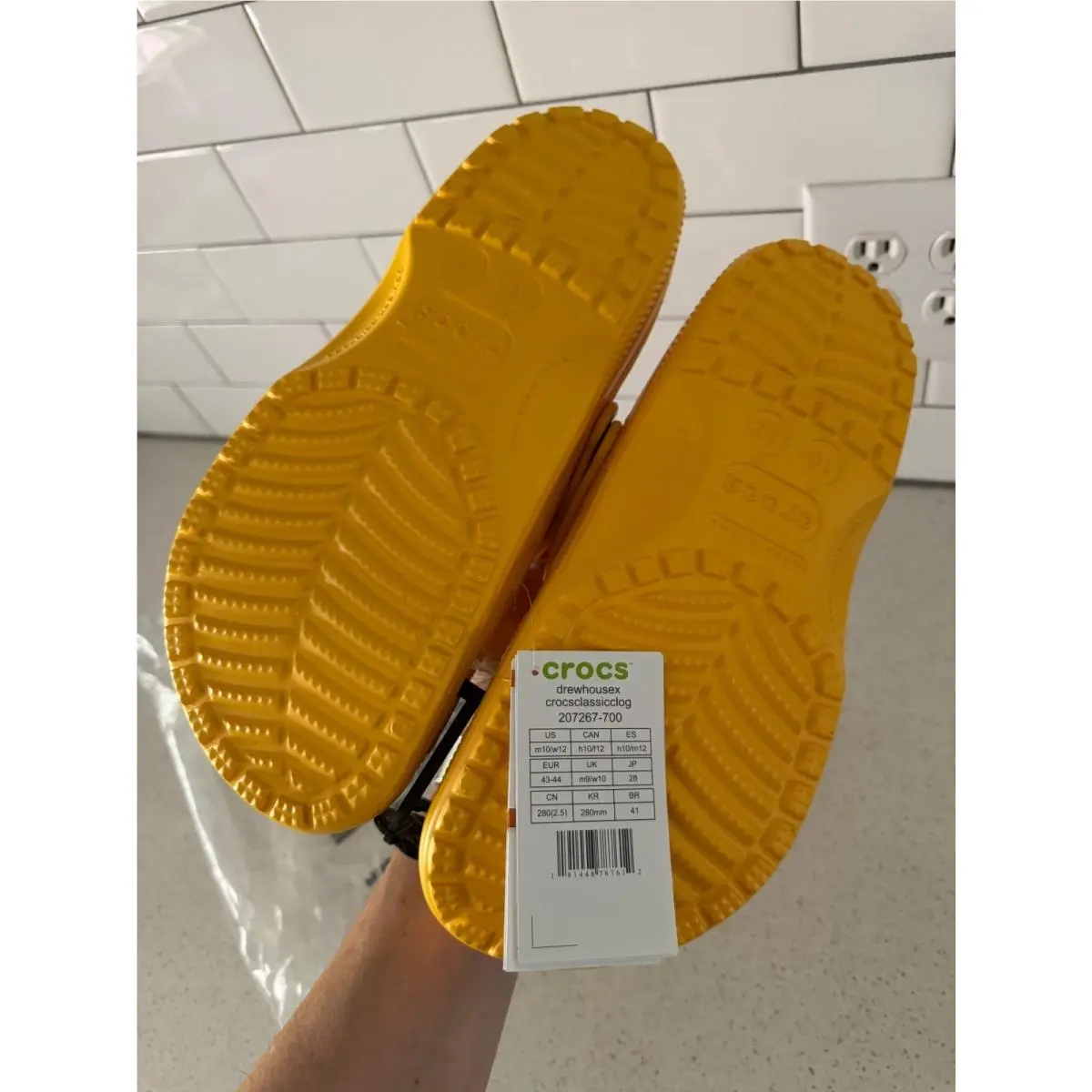 Crocs shoes - Beiber - Beiber - 207267-700 - Yellow (UPC: 191448787612) 7