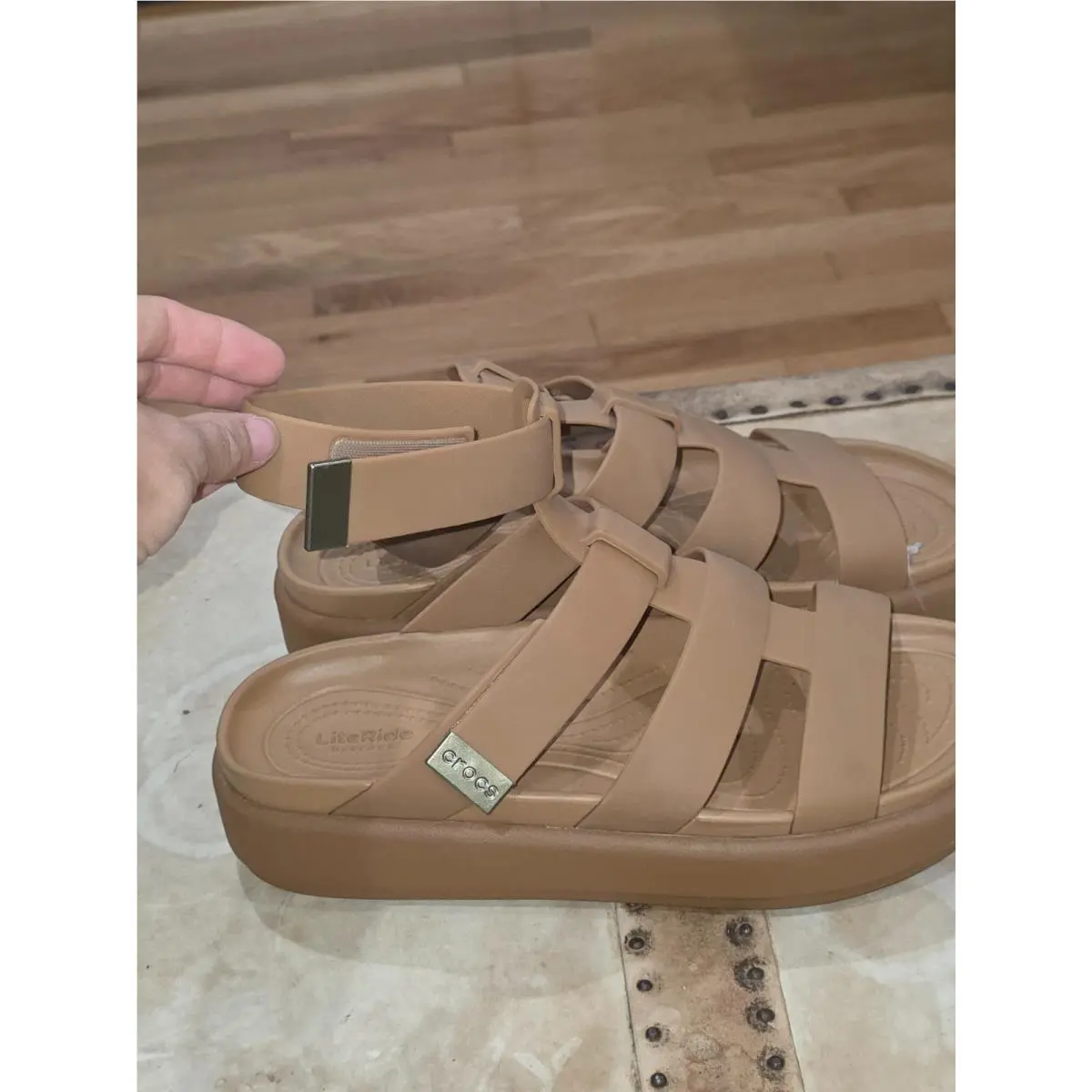 Crocs shoes - Brooklyn luxe - Brooklyn luxe - 209557-2U3 - Brown 3