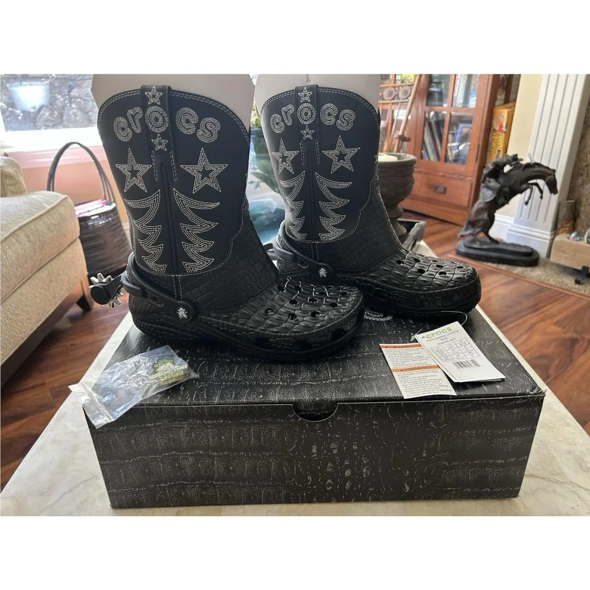 Crocs Classic Cowboy Boots Black Western Limited Edition Star Embroidery Box