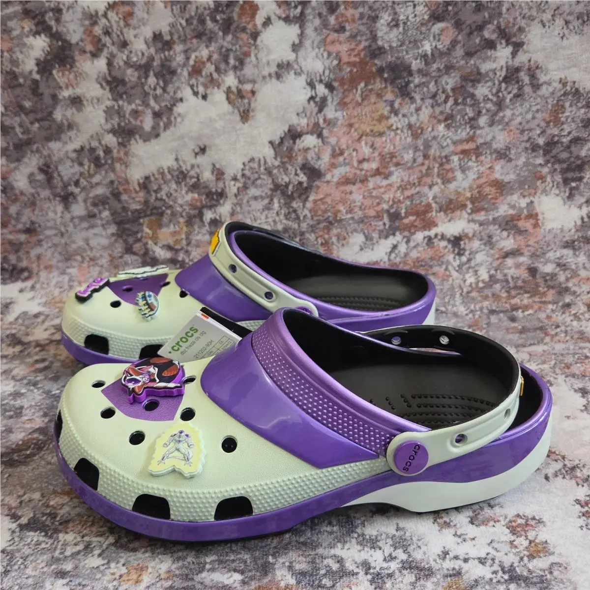Crocs shoes - Crocs x Dragon Ball Z - Multicolor 4