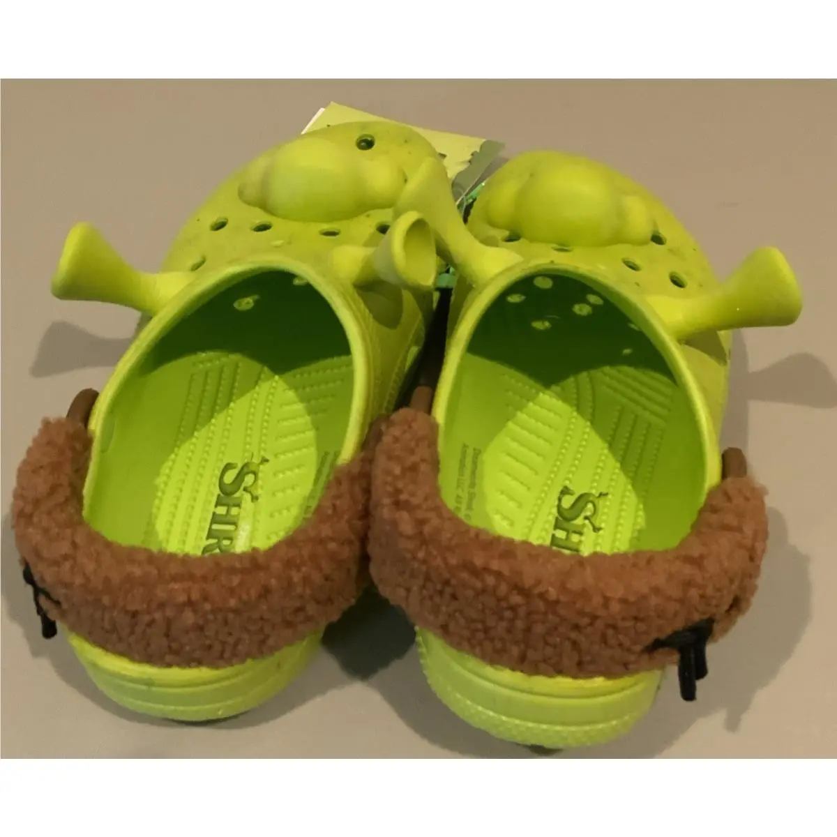 Crocs shoes - Green (UPC: 196265487172) 1