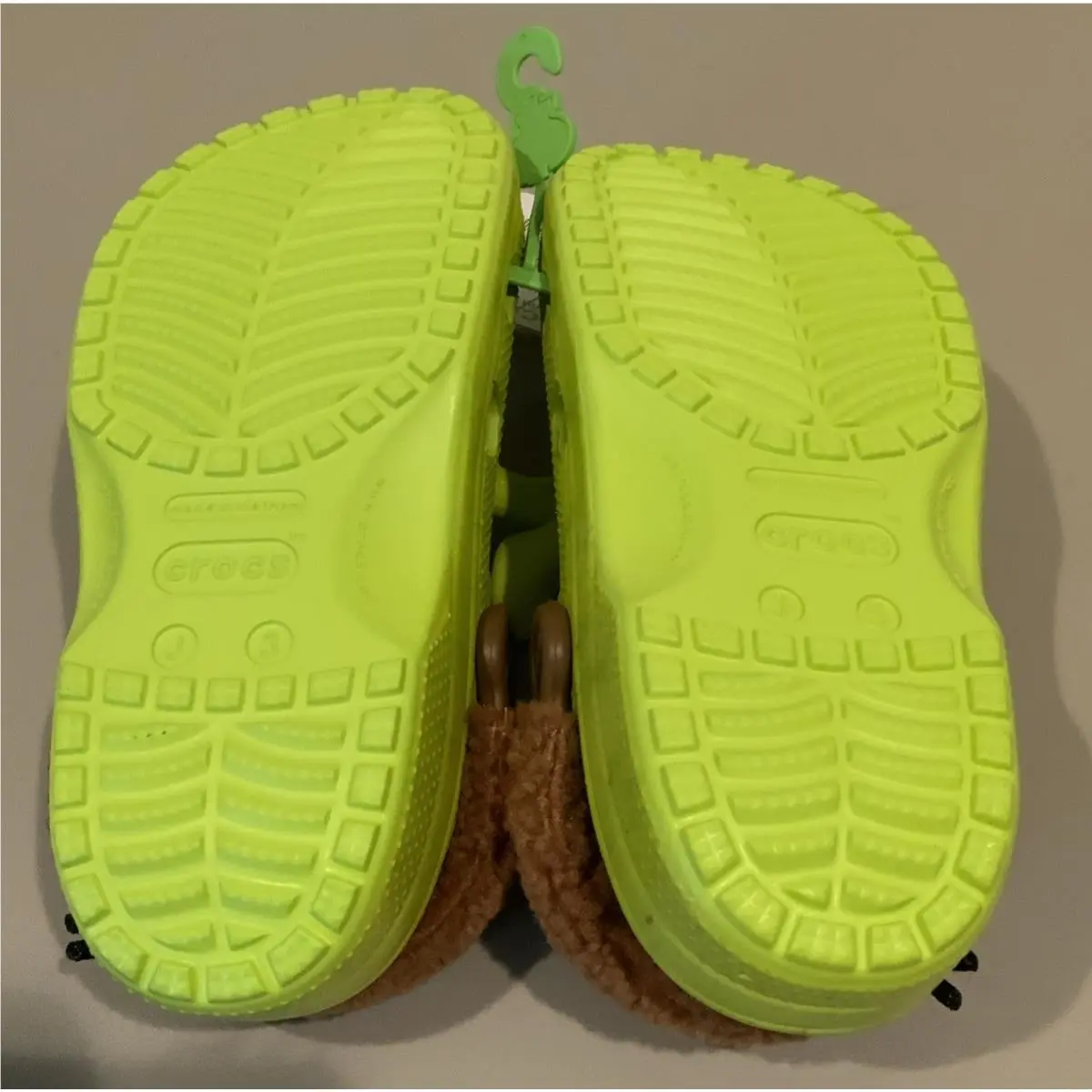 Crocs shoes - Green (UPC: 196265487172) 2