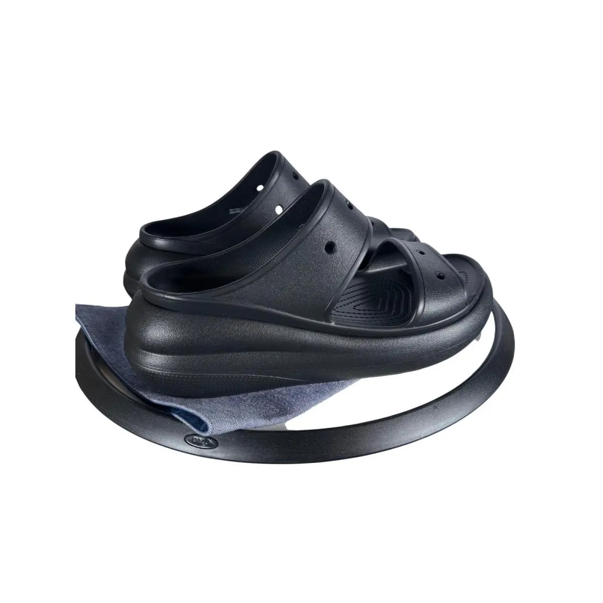 Crocs shoes - Classic Crush Sandal - Classic Crush Sandal - Black 2