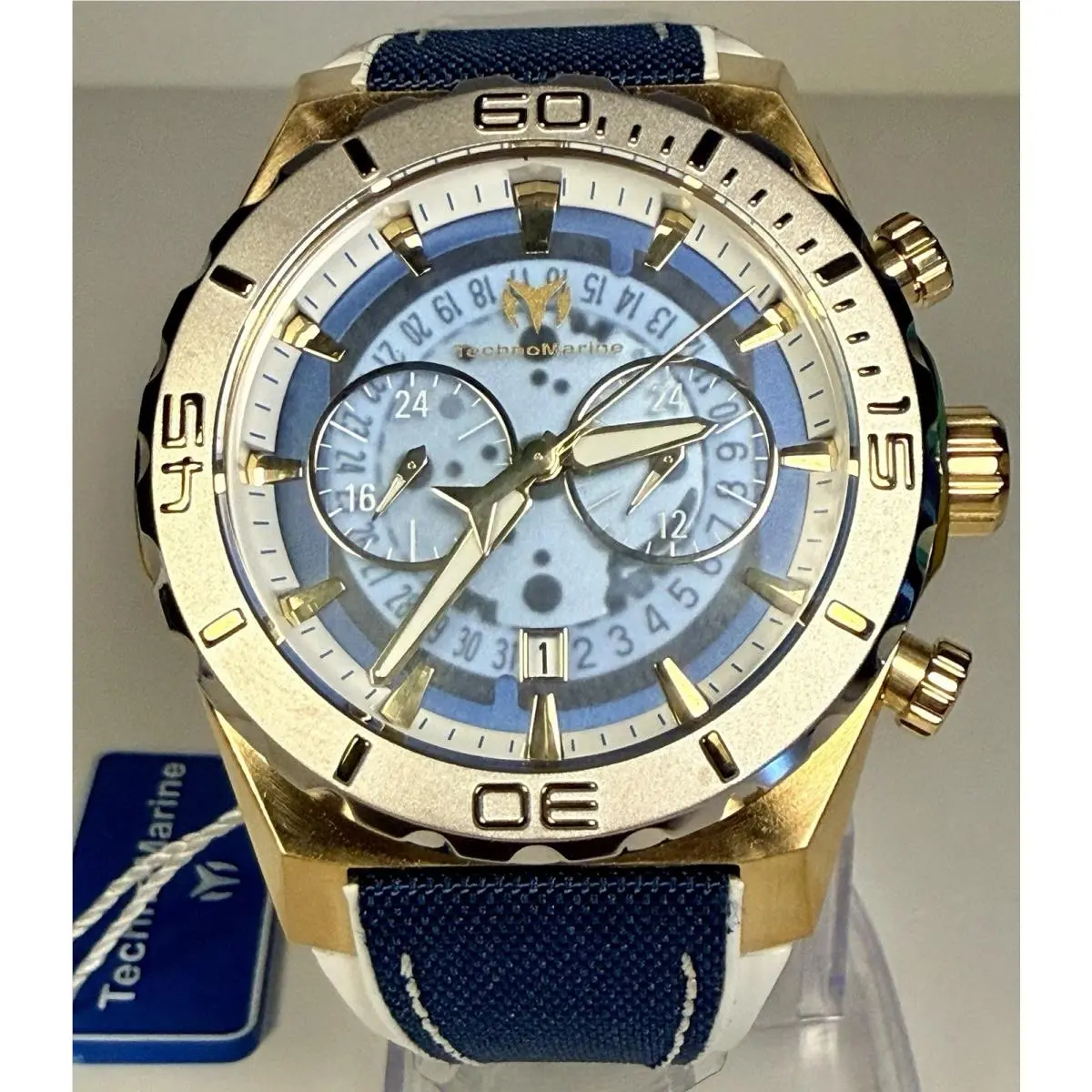 Technomarine Reef Shark Swiss Ronda Z50 Mens Watch 48mm White/blue ZG-TM-519007