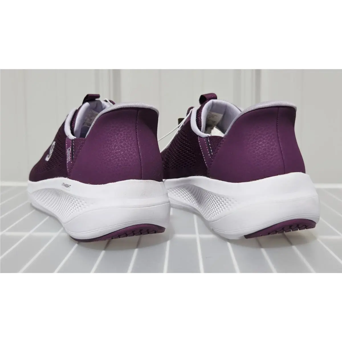 Skechers shoes - Red (UPC: 198739927641) 1