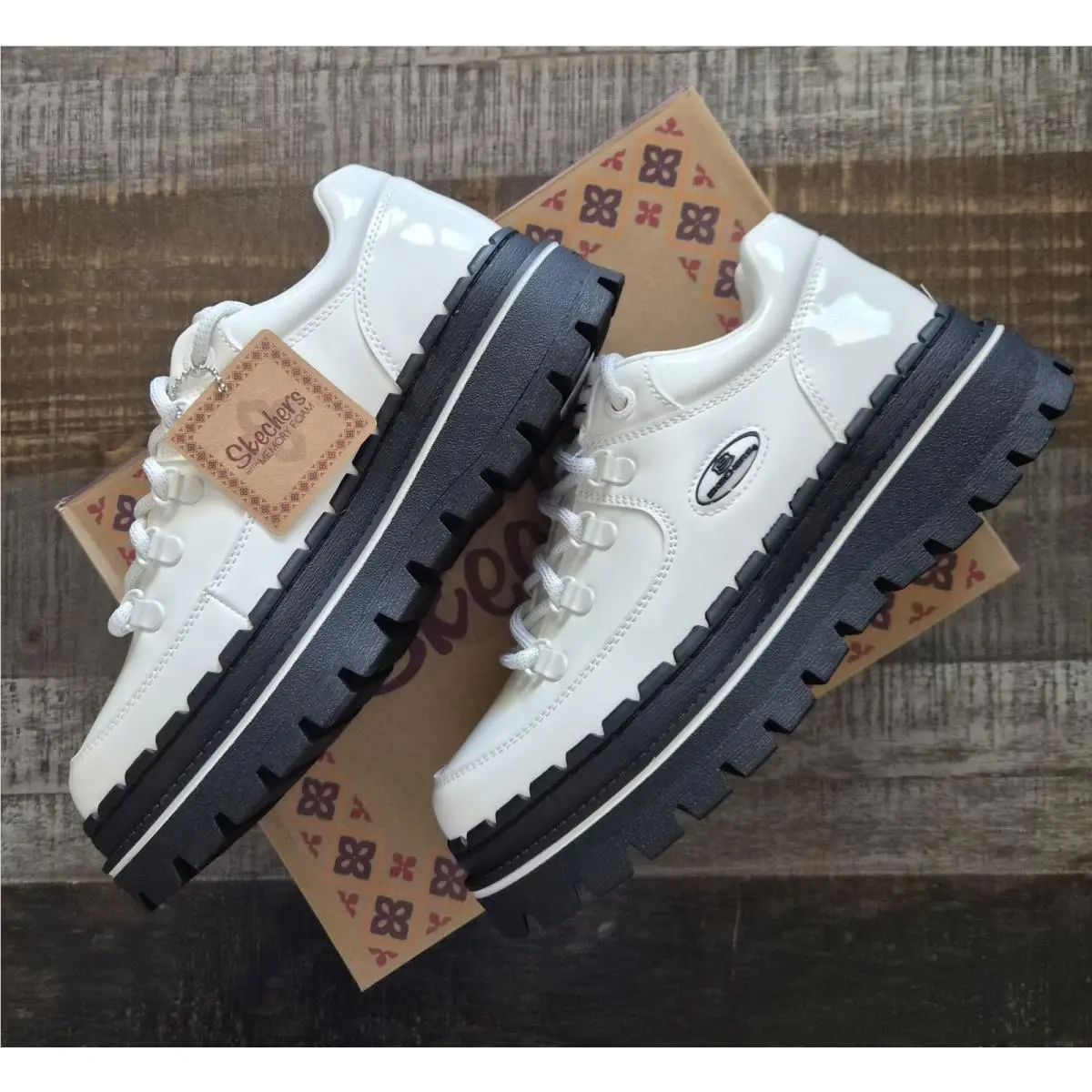 Skechers shoes - White 1