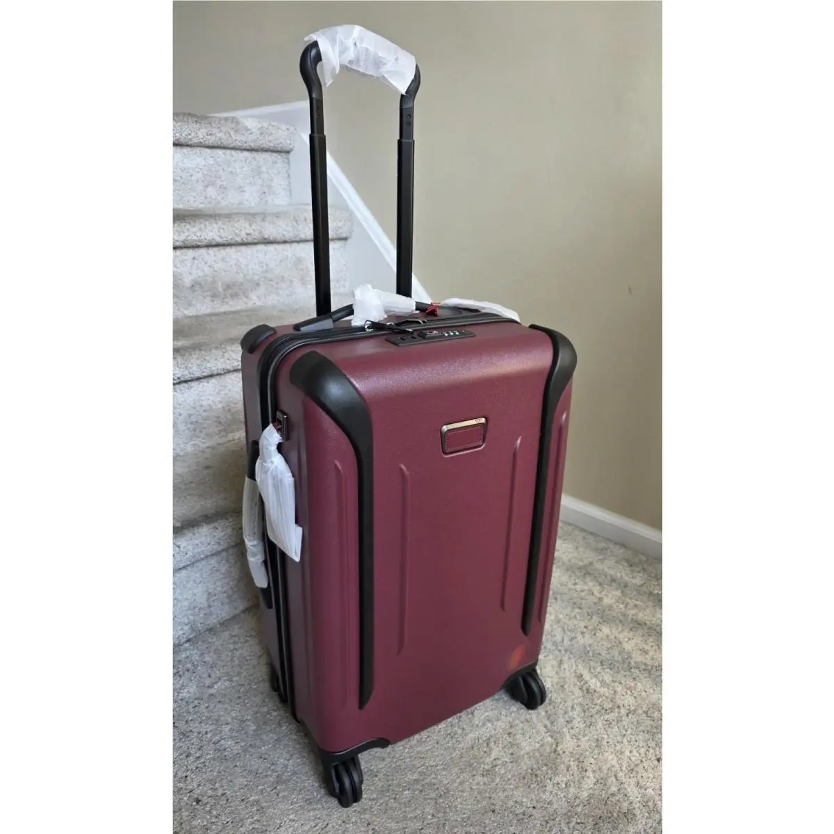 Tumi Vapor International Carry-on in Dark Cherry