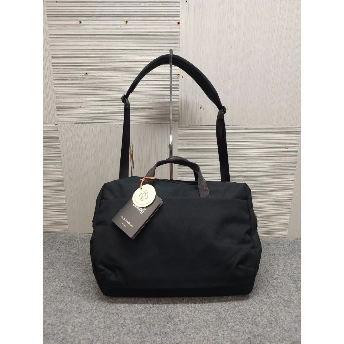 Bellroy Men Laptop Bag Black Reactangular Medium Shoulder Strap Pockets Casual