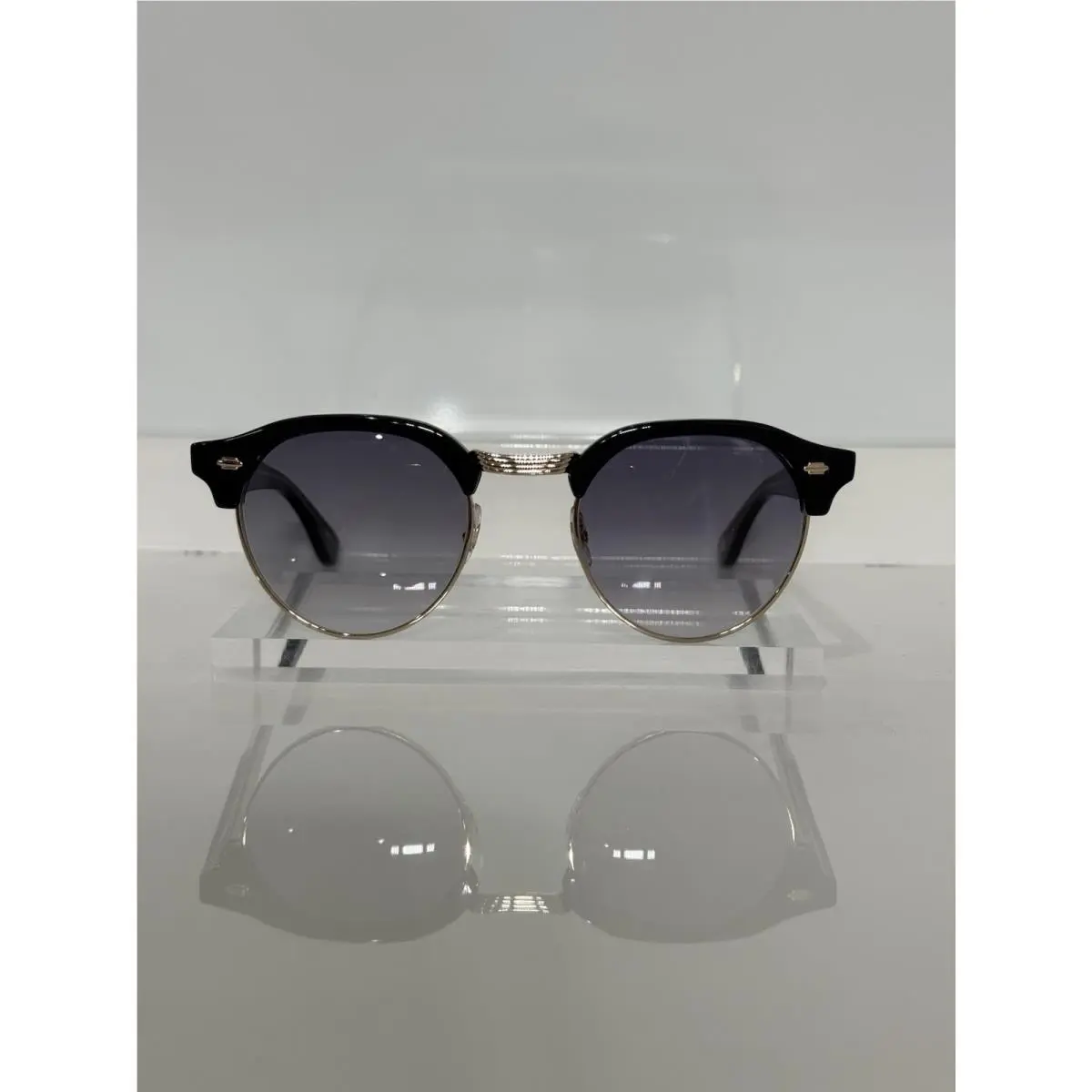 Garrett Leight Oakwood Black Gold Round Metal Gray Gradient Sunglasses
