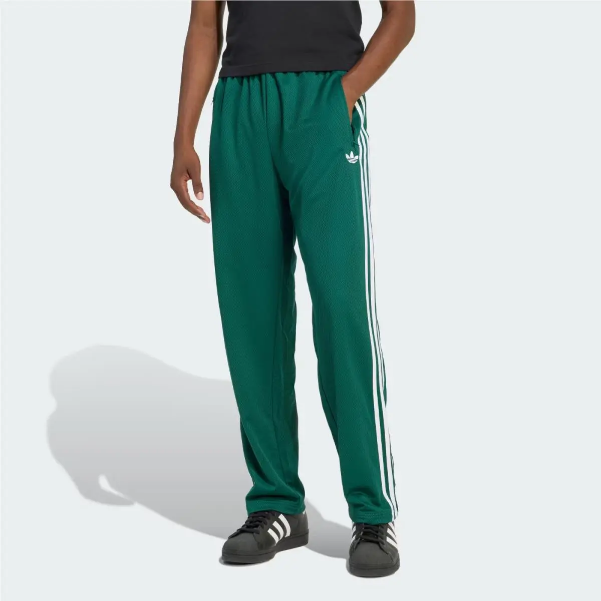 Adidas clothing - adidas Originals - Originals - KD4080 - Collegiate Green 1