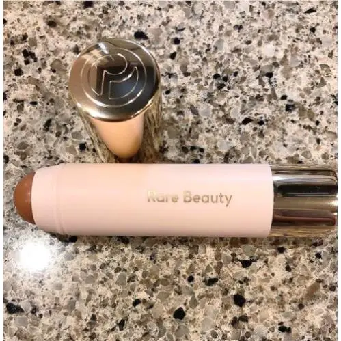 Beauty Selena Gomez Warm Wishes Effortless Bronzer Stick Pick 1 Happy Sol (light brown x cool undertones) by Rare Beauty