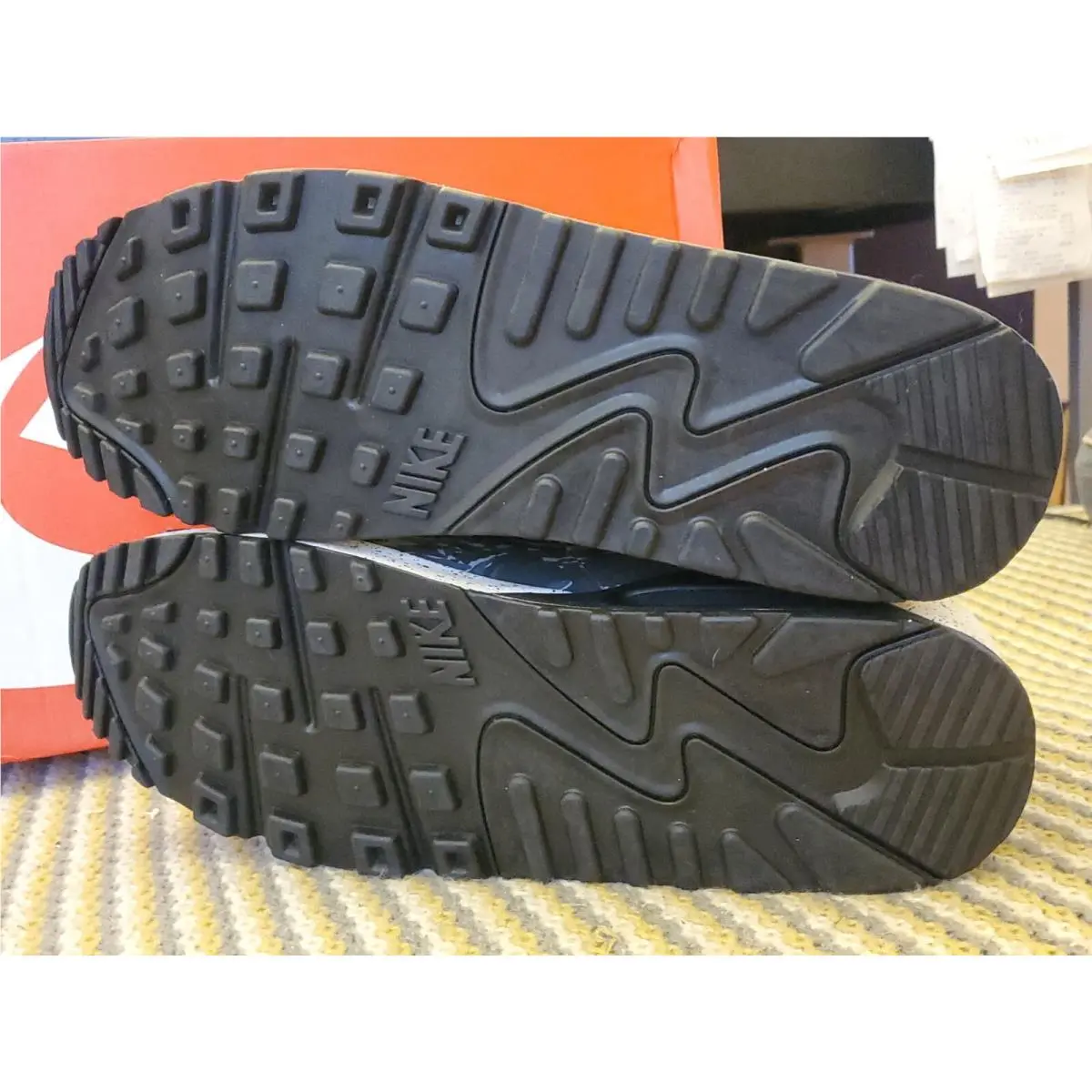 Nike shoes - Nike Air Max 90 - Air Max - Black 4