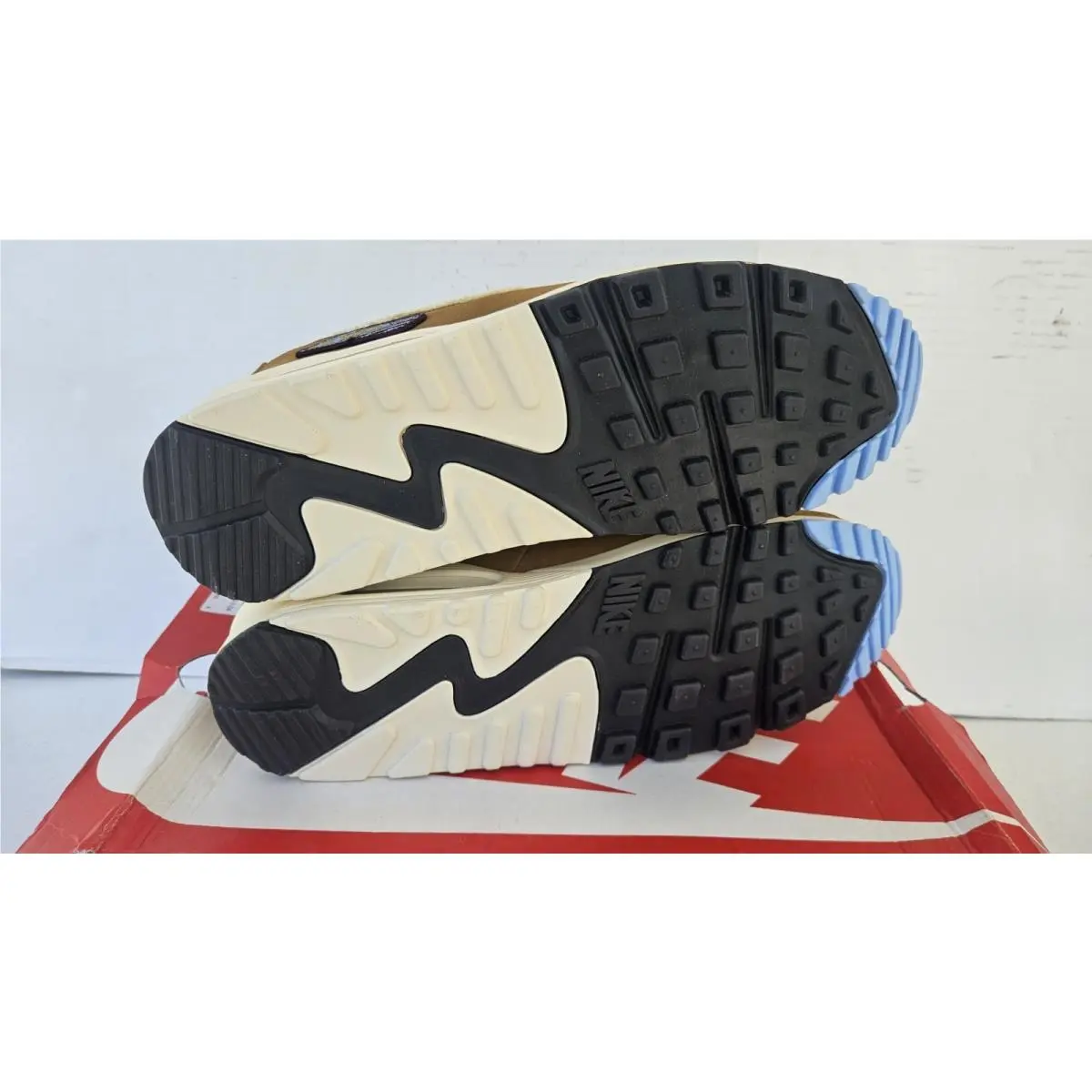 Nike shoes - Nike Air Max 90 - Air Max - 858954-200 - Brown, Manufacturer: Muted Bronze/Royal Tint/Desert/Light Cream 8