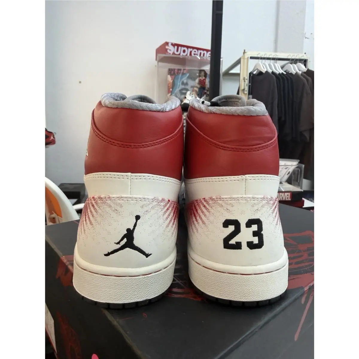 Nike shoes - Nike Air Jordan 1 - Air - 464803001 - White 1