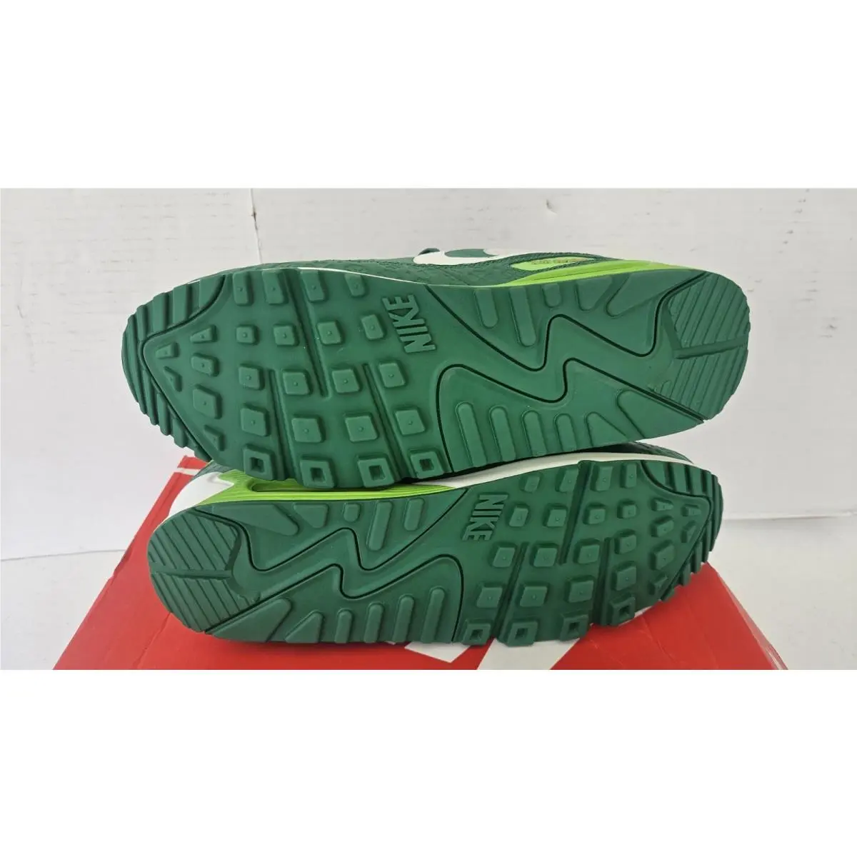 Nike shoes - Nike Air Max 90 - Air Max - DD8555-300 - Green 10