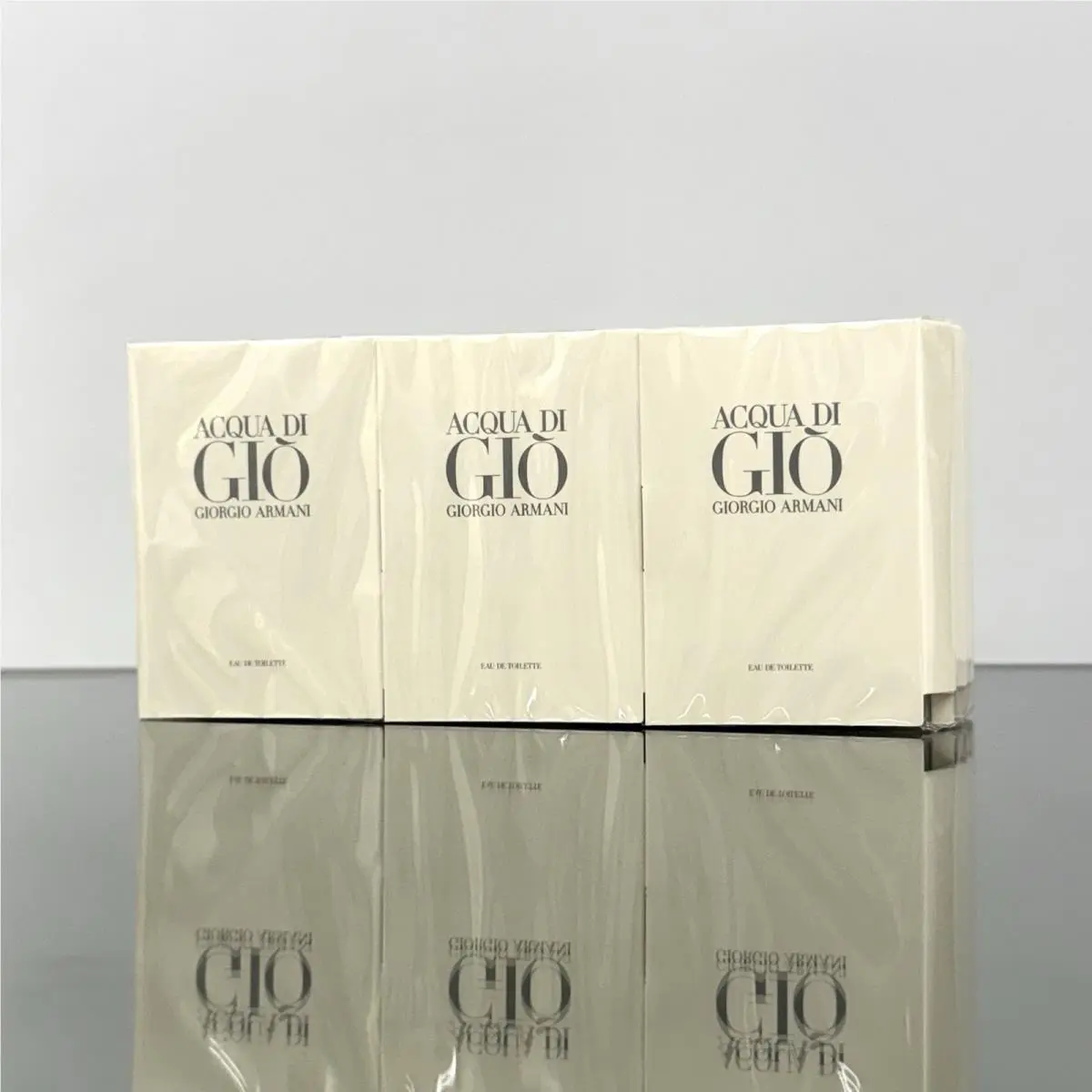 12pc Lot Giorgio Armani Acqua di Gio For Men 0.04oz-1.2ml Edt Spr Sample Vials