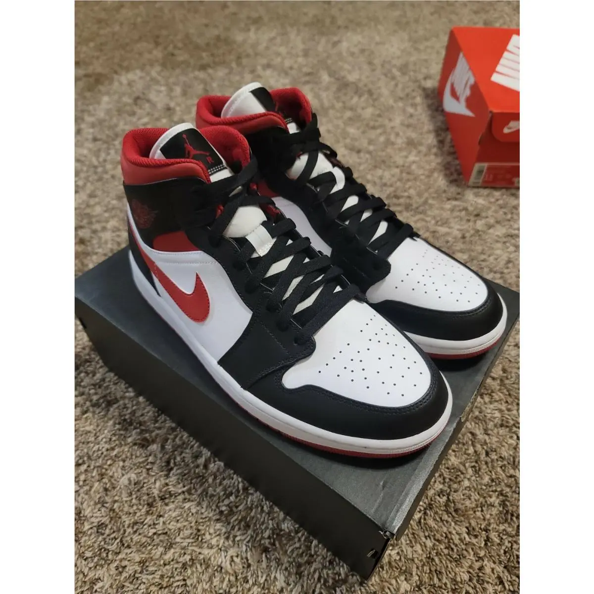 Nike shoes - Air Jordan 1 - Air - DJ4695-122 - White 0