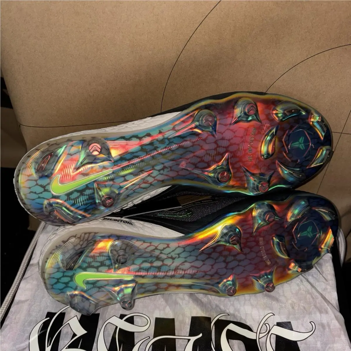 Nike shoes - Kobe Bryant x Nike Phantom 6 Elite FG SE - IF4394-001 - Multicolor 5