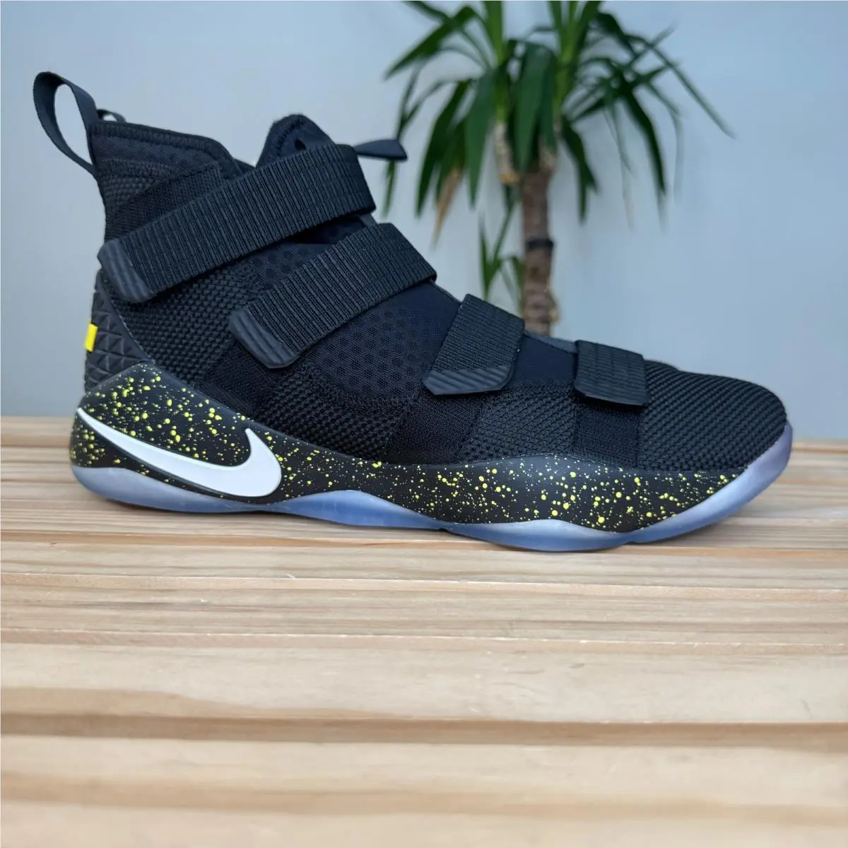 Size 11 - Nike Soldier 11 XI Oregon Duck PE Team Issue