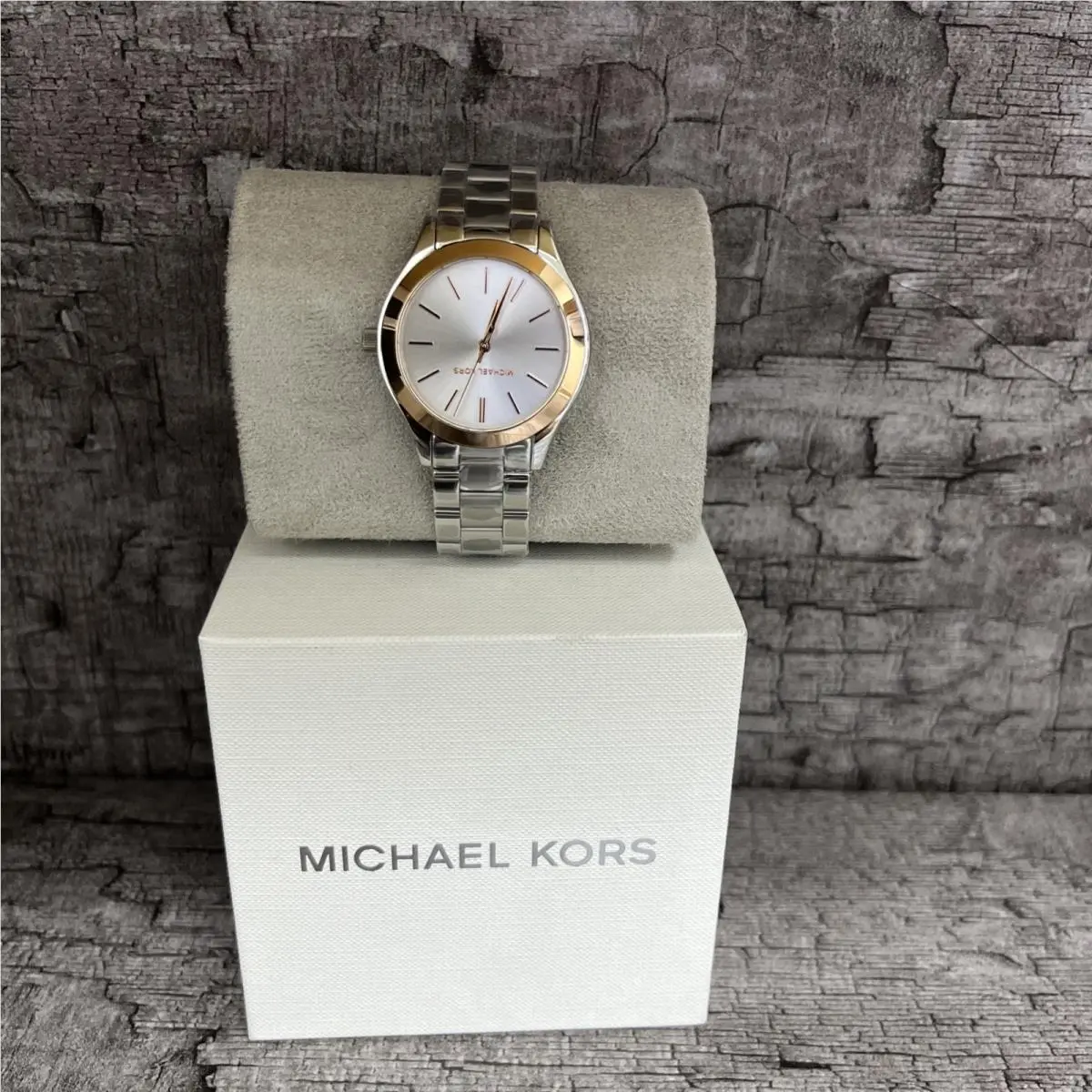 Michael Kors Dial Lady`s Watch