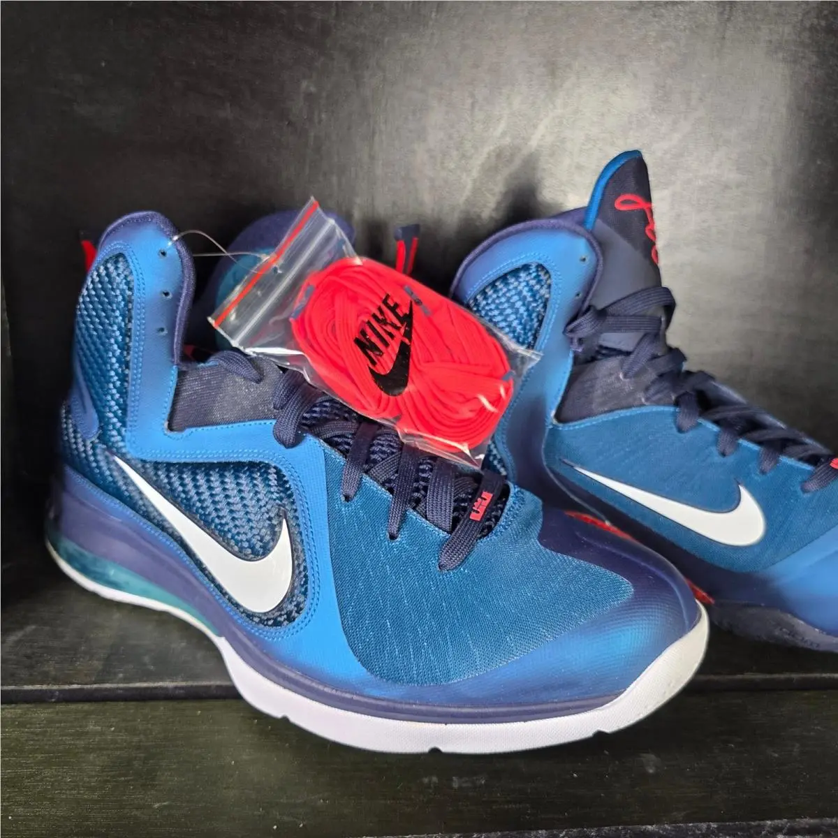Nike shoes - LeBron 9 - LeBron - 479654 300 - Blue 2