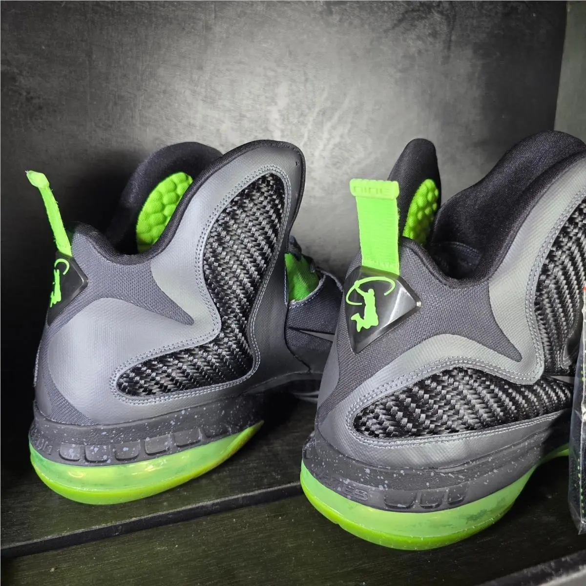 Nike shoes - LeBron 9 - LeBron - 469764 006 - Gray 1