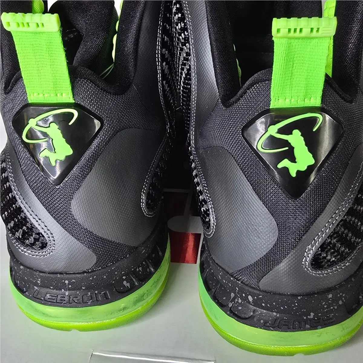 Nike shoes - LeBron 9 - LeBron - 469764 006 - Gray 6
