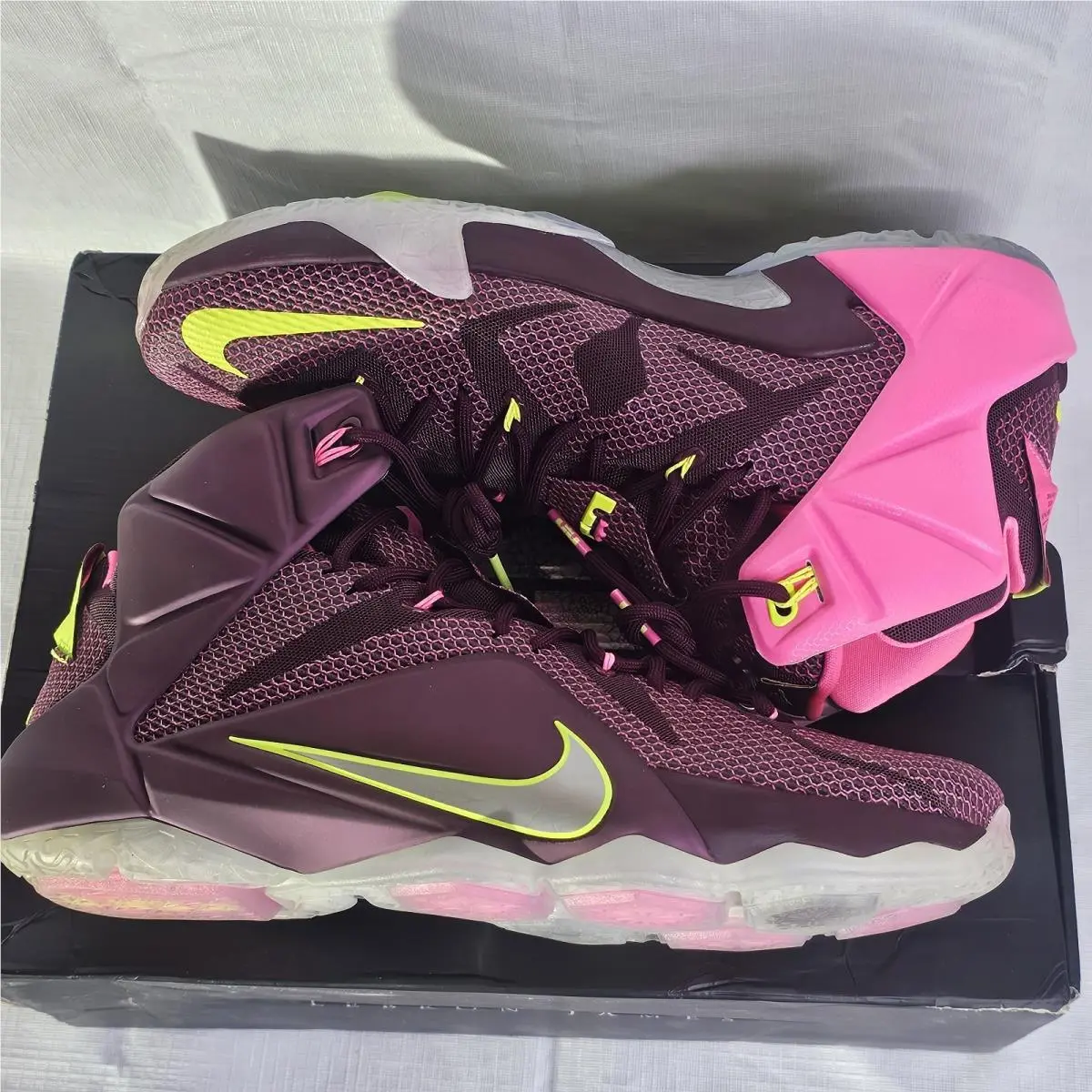 Nike shoes - Nike LeBron XII - LeBron XII - 684593-607 - merlot/mtllc silver-vlt-pink pw 2
