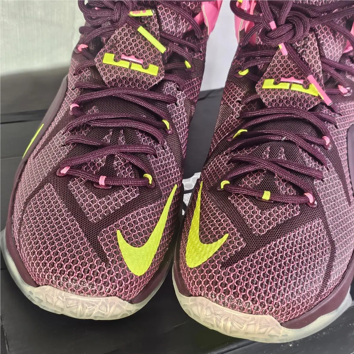 Nike Lebron Xii Double Helix Men’s Basketball Shoes 684593-607 Rare