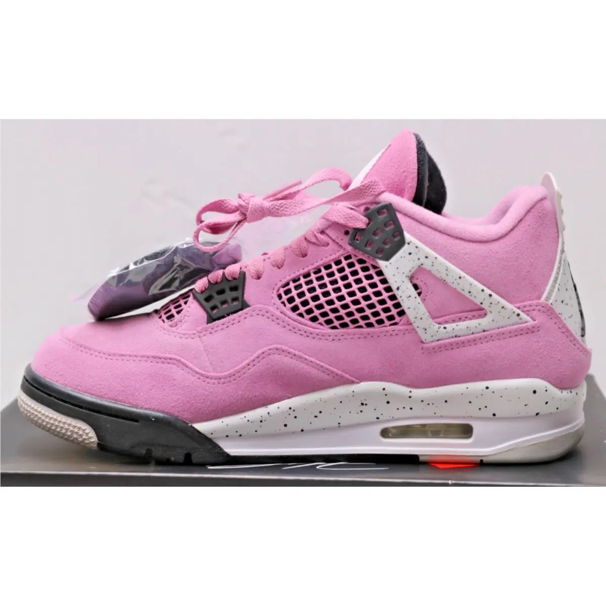 Nike shoes - Air Jordan 4 - Air - AQ9129-501 - Pink 3