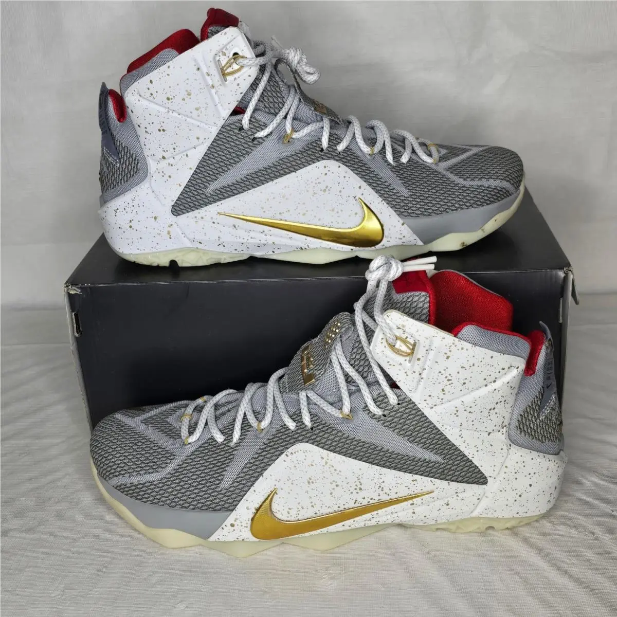 Nike Lebron 12 Nike iD Dunkman White Gold Basketball Shoes Sz 14 DS