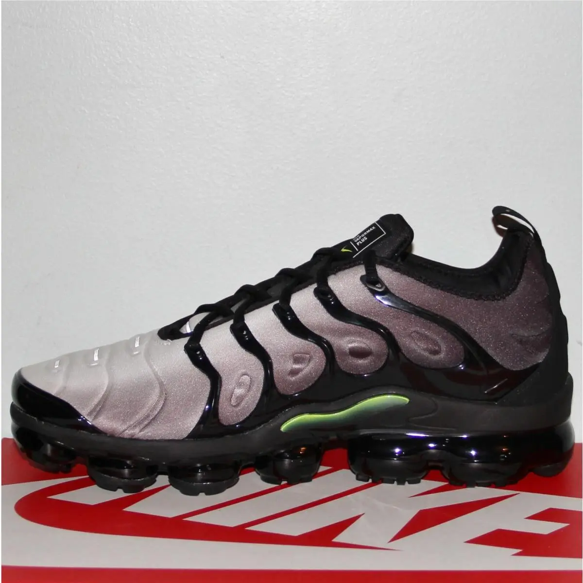 Nike shoes - Nike Air Vapormax Plus - Air Vapormax Plus - 924453-009 - Black (UPC: 883418919955) 1