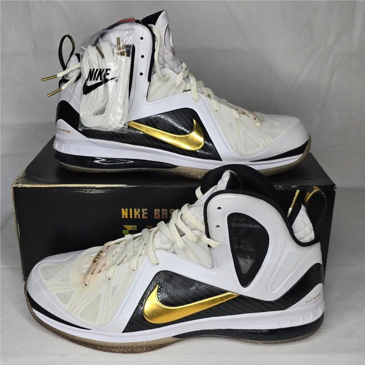Nike Lebron 9 P.s. Elite White Metallic Gold Men’s Basketball Shoes Sz 15 DS