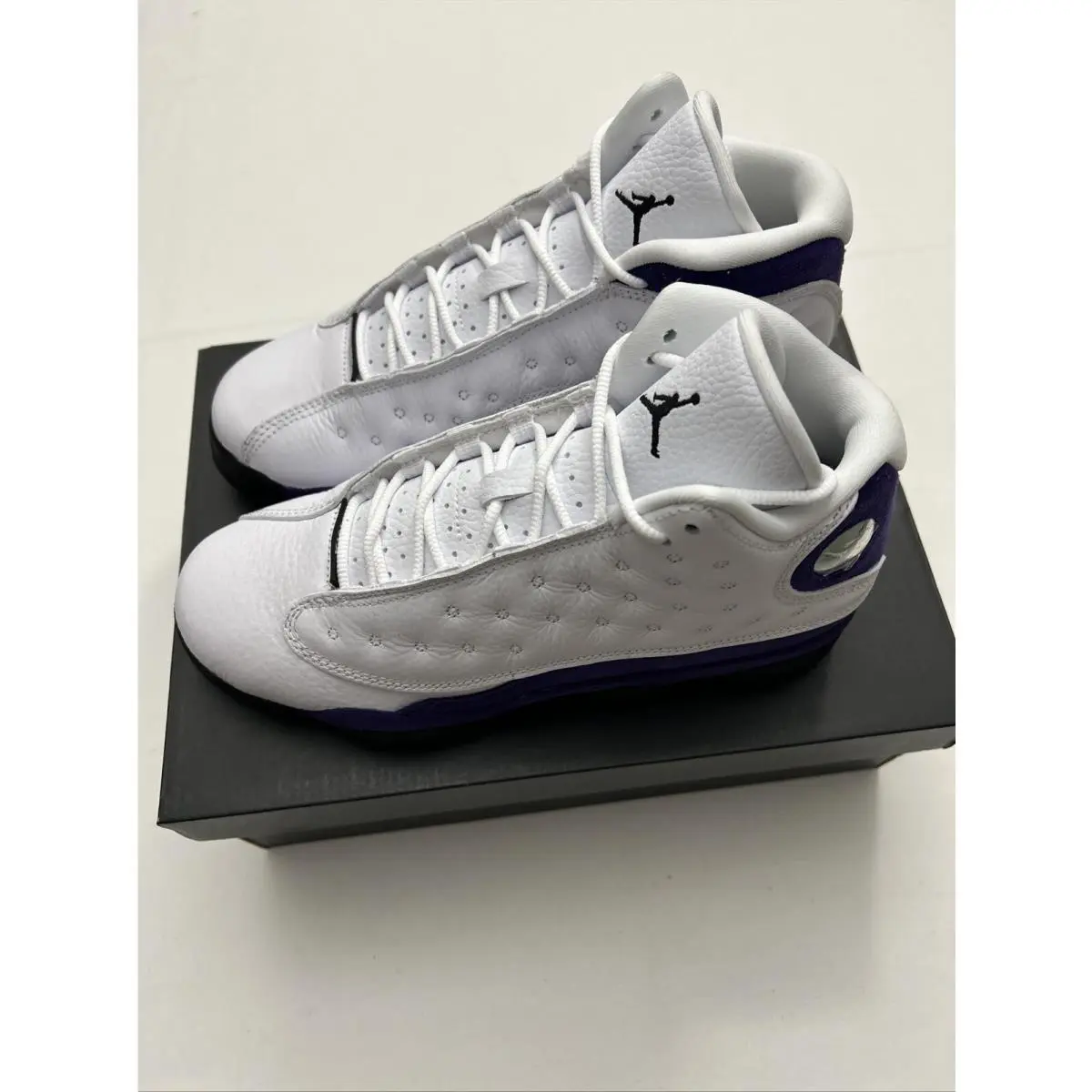 Nike Youth 6.5 Air Jordan 13 Retro White Sneakers Shoes Mid 1975