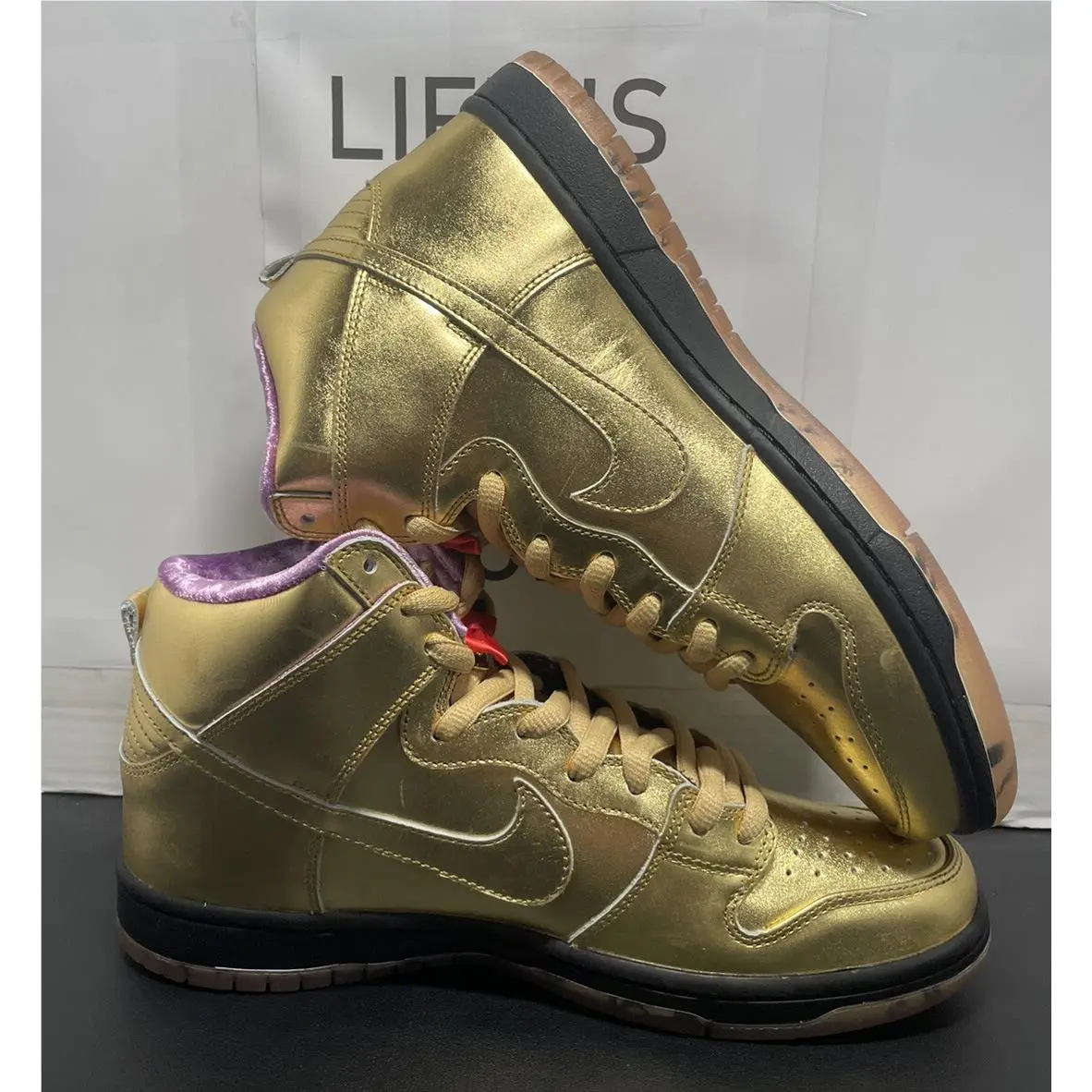 Nike shoes - AV4168776 - AV4168-776 - Gold (UPC: 884776981073) 3