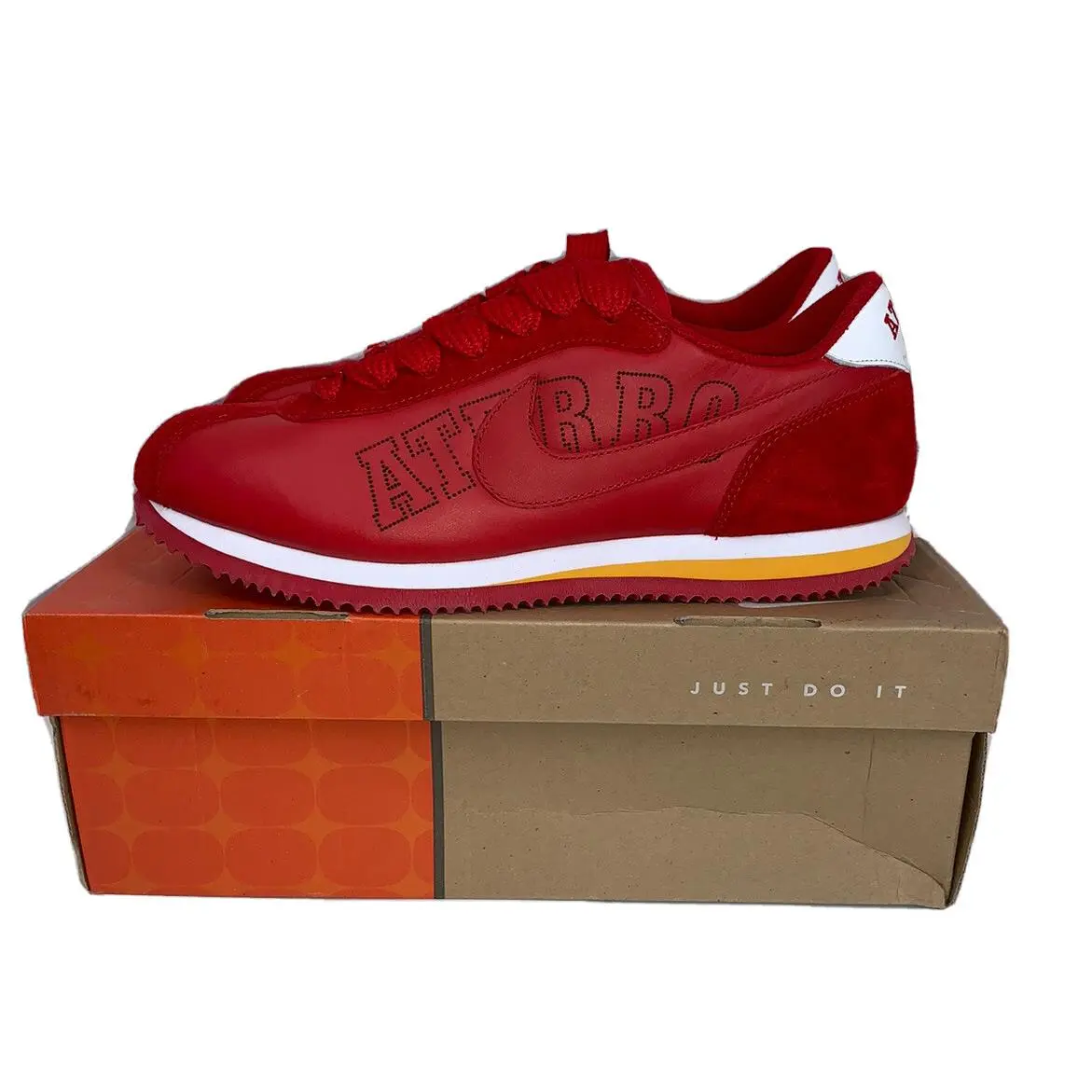 Nike Aterro Rio De Janiero Red Low Top Sneakers Leather + Suede Dead Stock