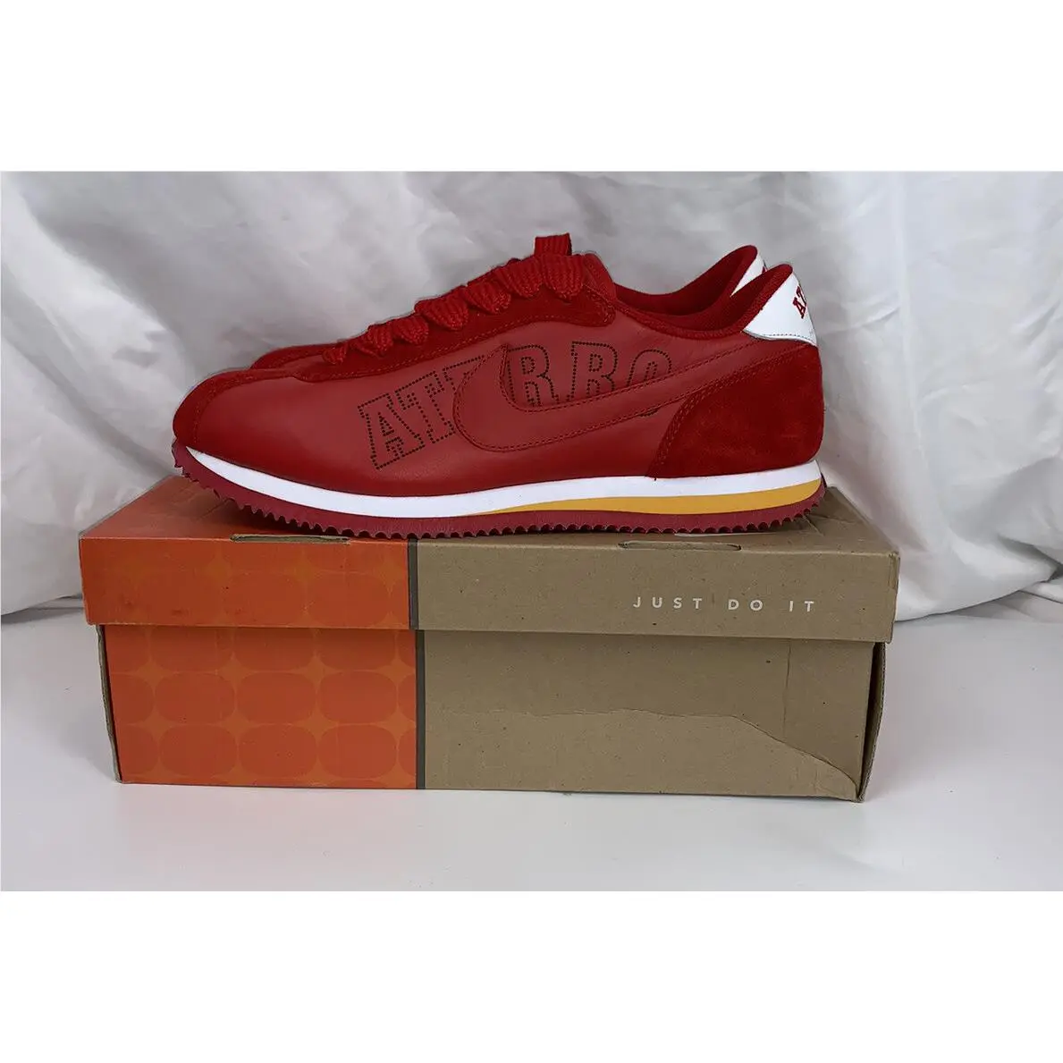 Nike shoes - Nike Classic Cortez - Classic Cortez - Red 9