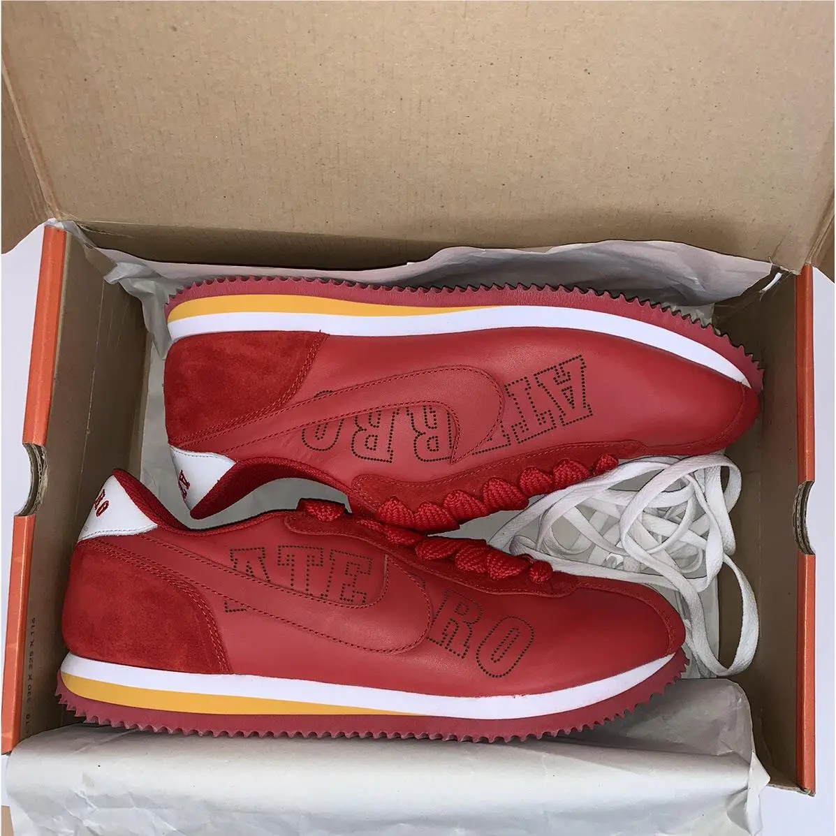 Nike shoes - Nike Classic Cortez - Classic Cortez - Red 1