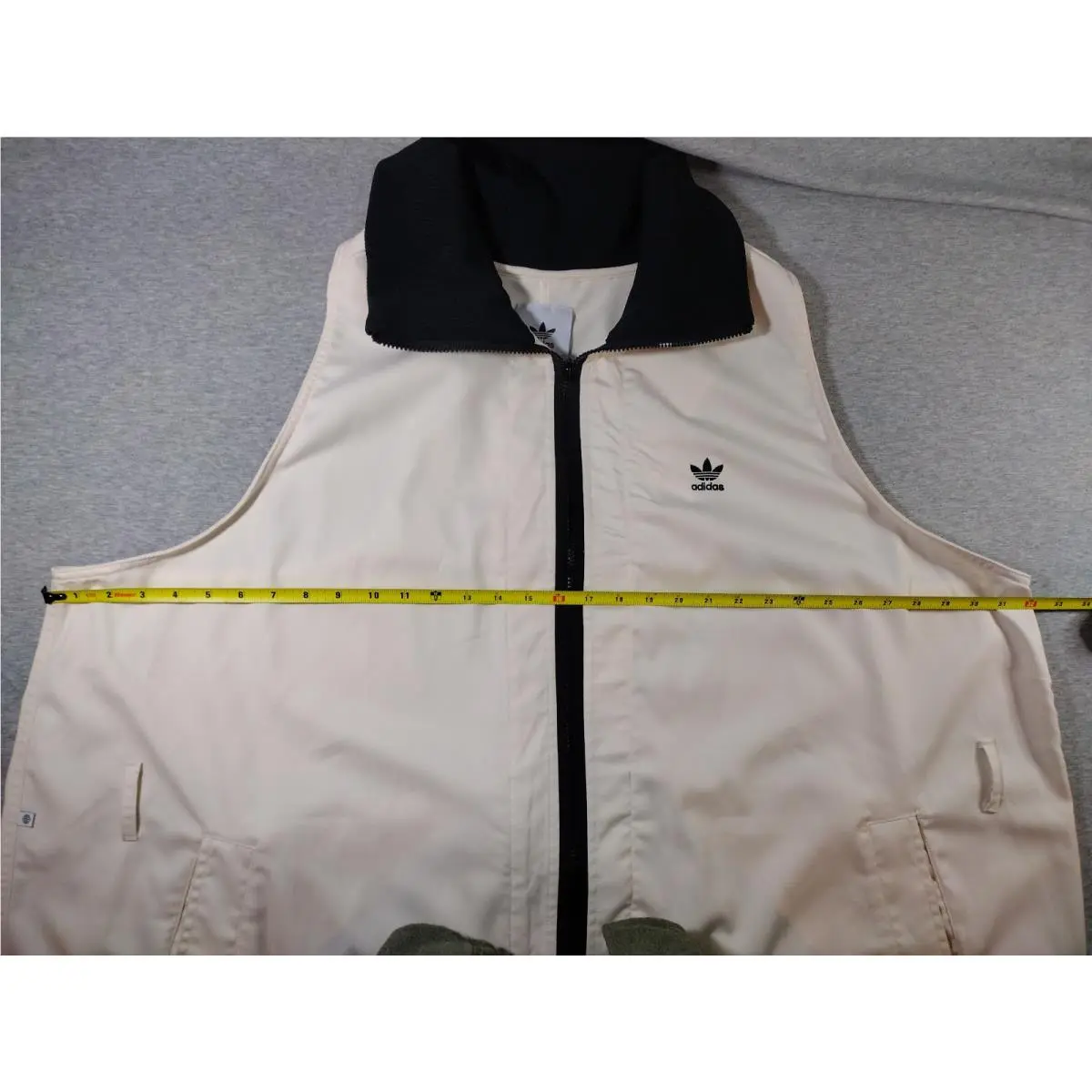 Adidas clothing - Wonder White / Black 15