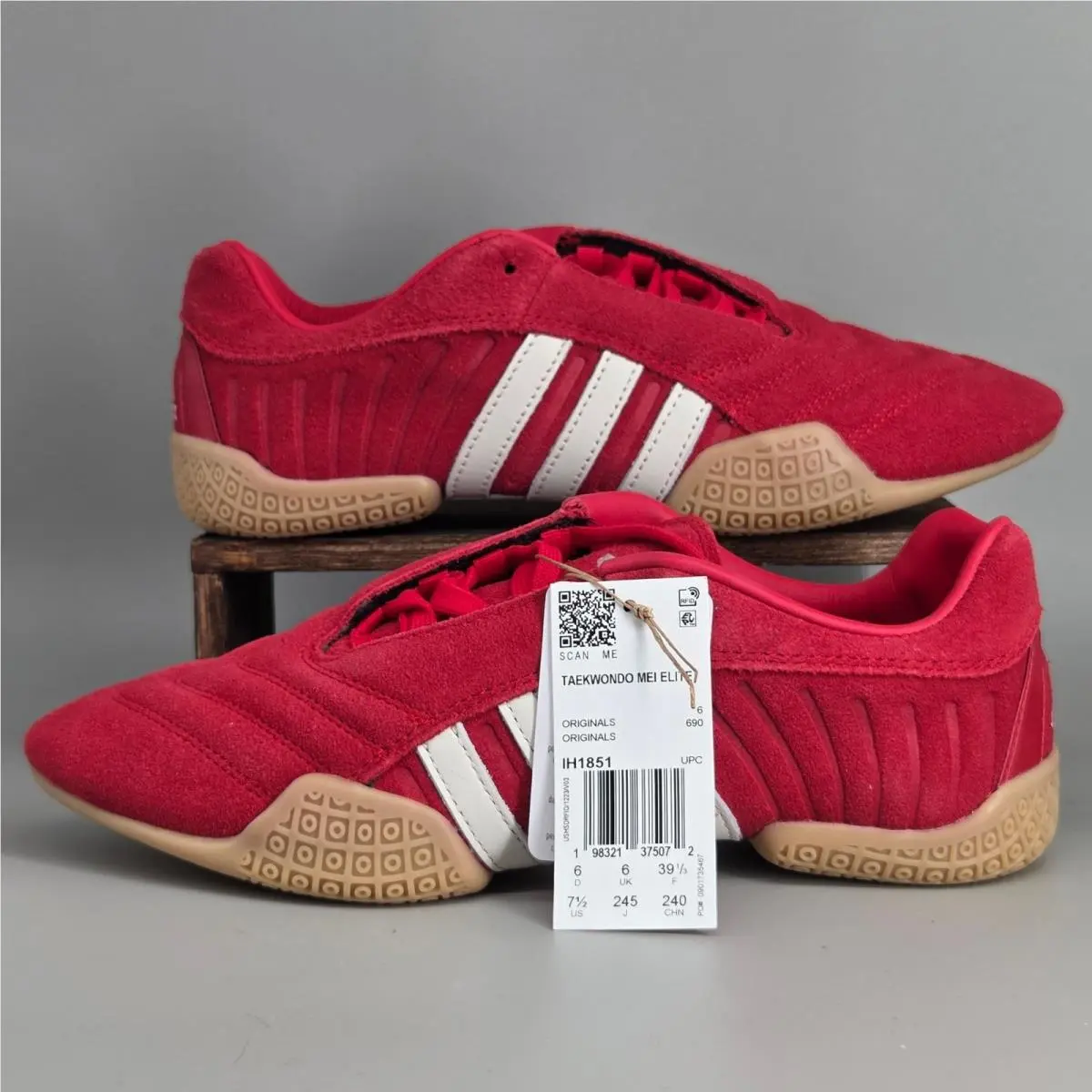 Adidas Taekwondo Mei Elite Womens 7.5 Red Suede Gum Sole IH1851 Slim Sneakers
