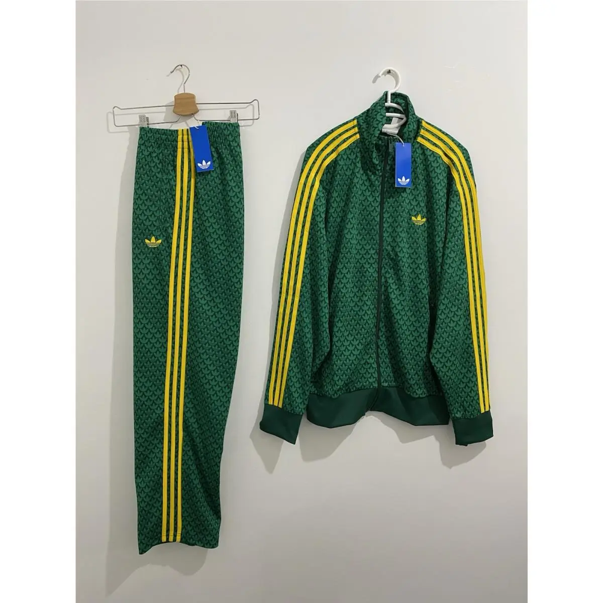 Adidas Originals Classic Firebird Loose Monogram Tracksuit Green Yellow Size 2XL