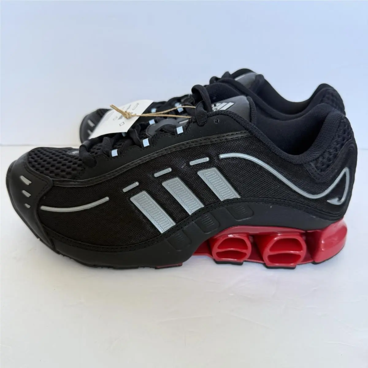 Adidas Megaride O1 Black Red Running Shoes Men’s 8.5 Women’s 9.5