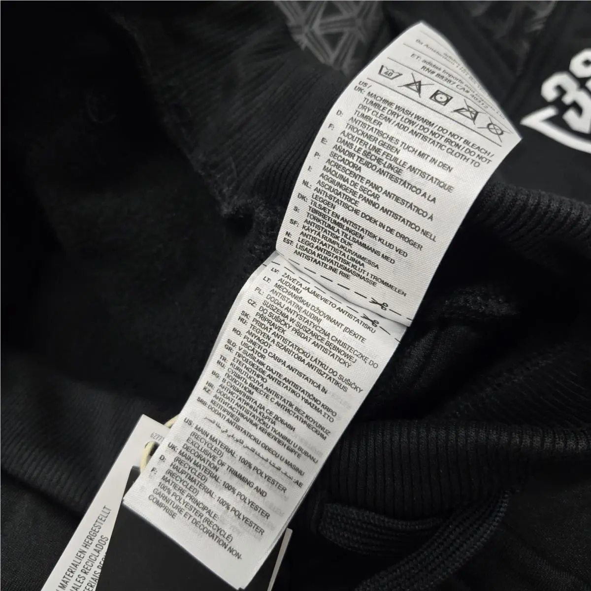 Adidas clothing - HR5142 - HR5142 - Black 9